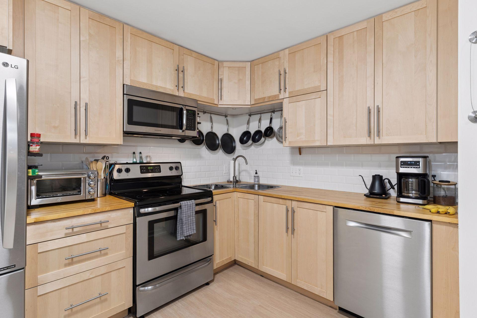View of Residential at 1720 3rd Avenue #203, Minneapolis MN 55404, Minneapolis (17 of 43) - Mike Wilen | Minnesota Team Real Estate