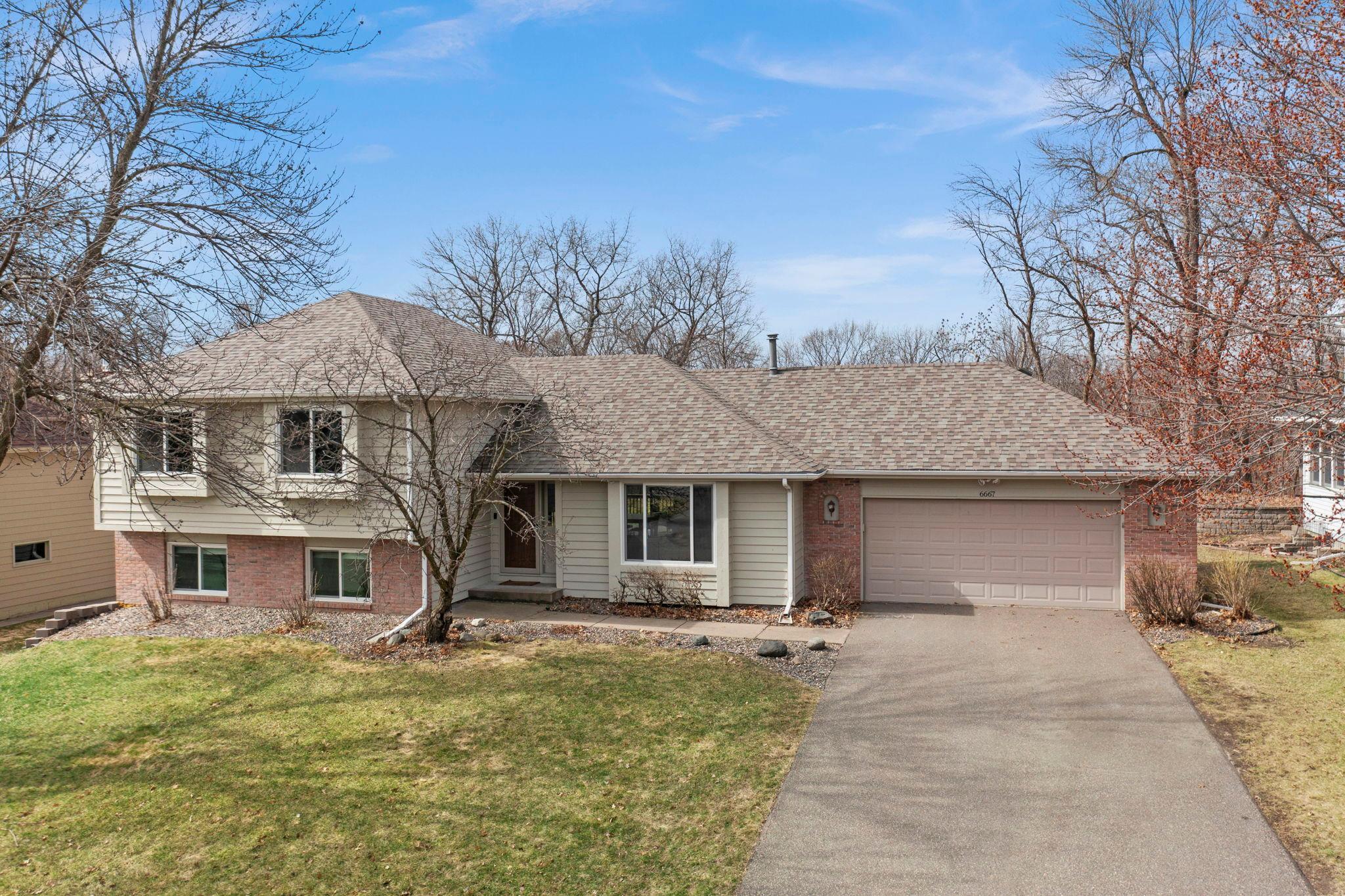 View of Residential at 6667 Kingsview Lane, Maple Grove MN 55311, Maple Grove - Mike Wilen | Minnesota Team Real Estate