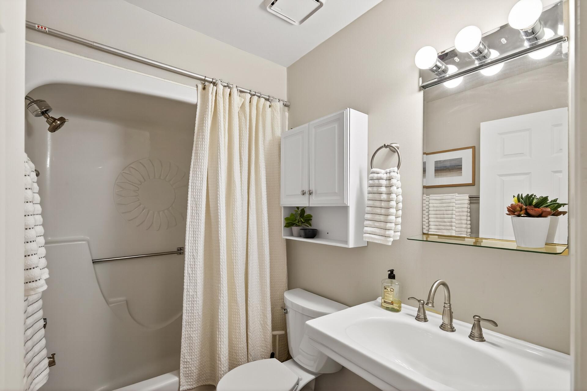 View of Residential at 1811 Elliot Avenue #8, Minneapolis MN 55404, Minneapolis (22 of 29) - Mike Wilen | Minnesota Team Real Estate