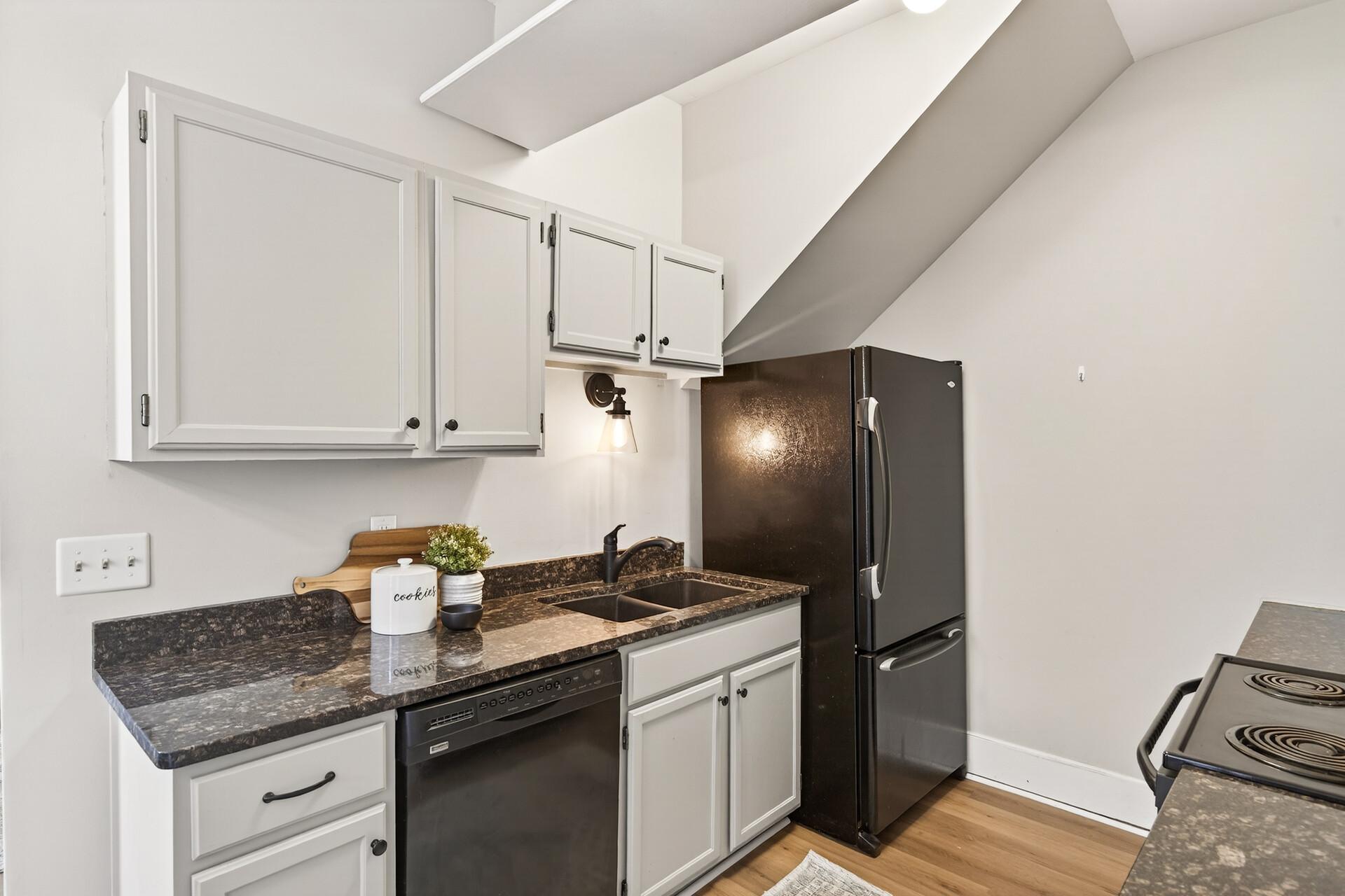 View of Residential at 1811 Elliot Avenue #8, Minneapolis MN 55404, Minneapolis (11 of 29) - Mike Wilen | Minnesota Team Real Estate