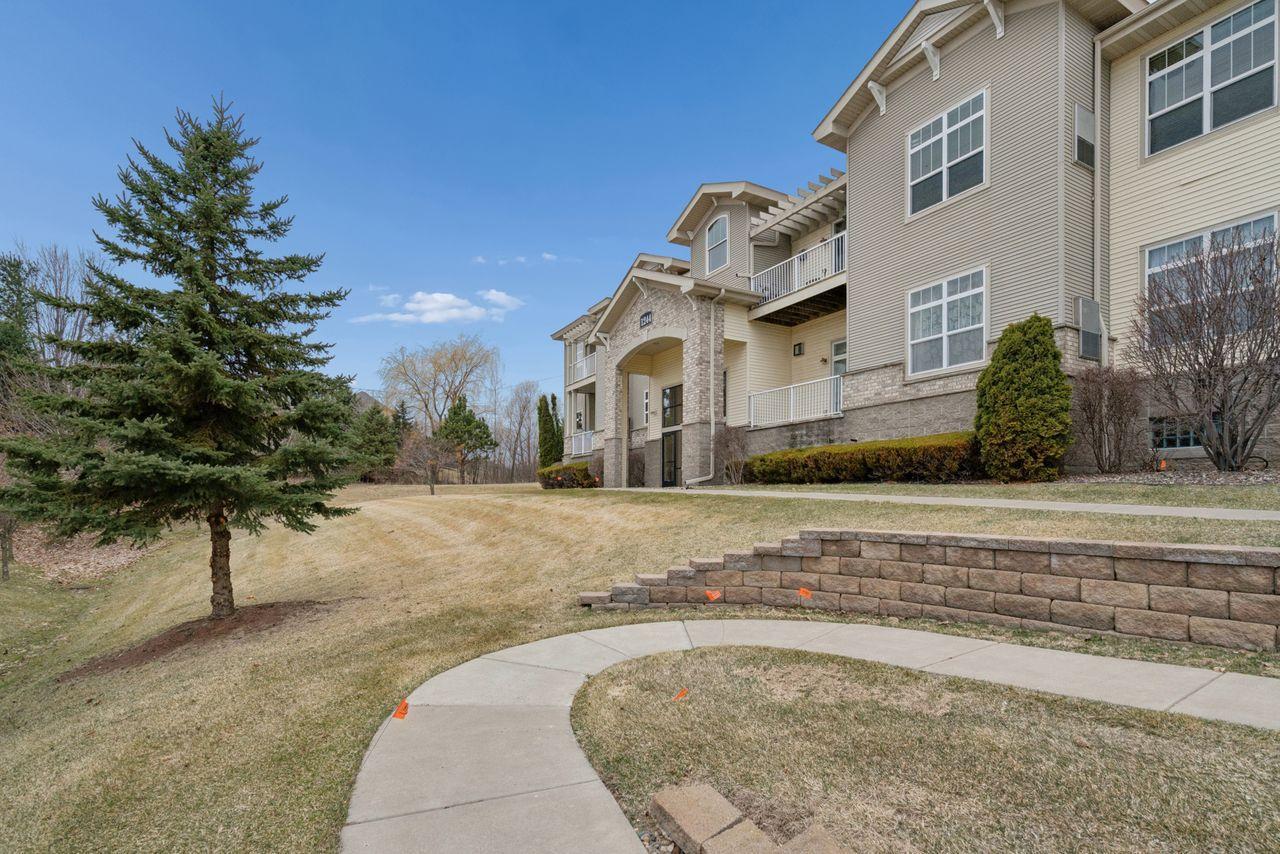 View of Residential at 1244 County Road D #205, Maplewood MN 55109, Maplewood (27 of 27) - Mike Wilen | Minnesota Team Real Estate