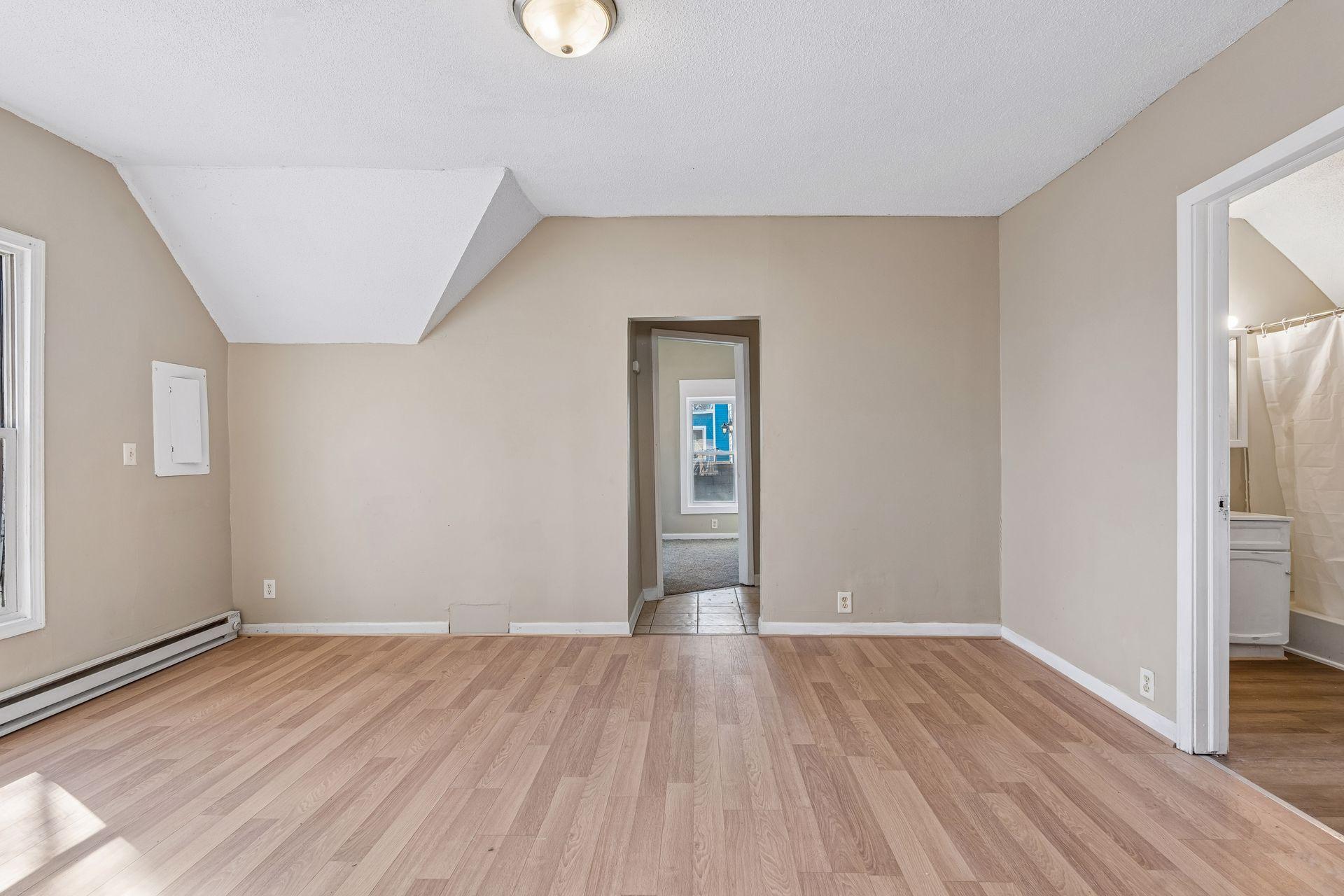 View of Residential Income at 701 Desoto Street, Saint Paul MN 55130, Saint Paul (30 of 36) - Mike Wilen | Minnesota Team Real Estate