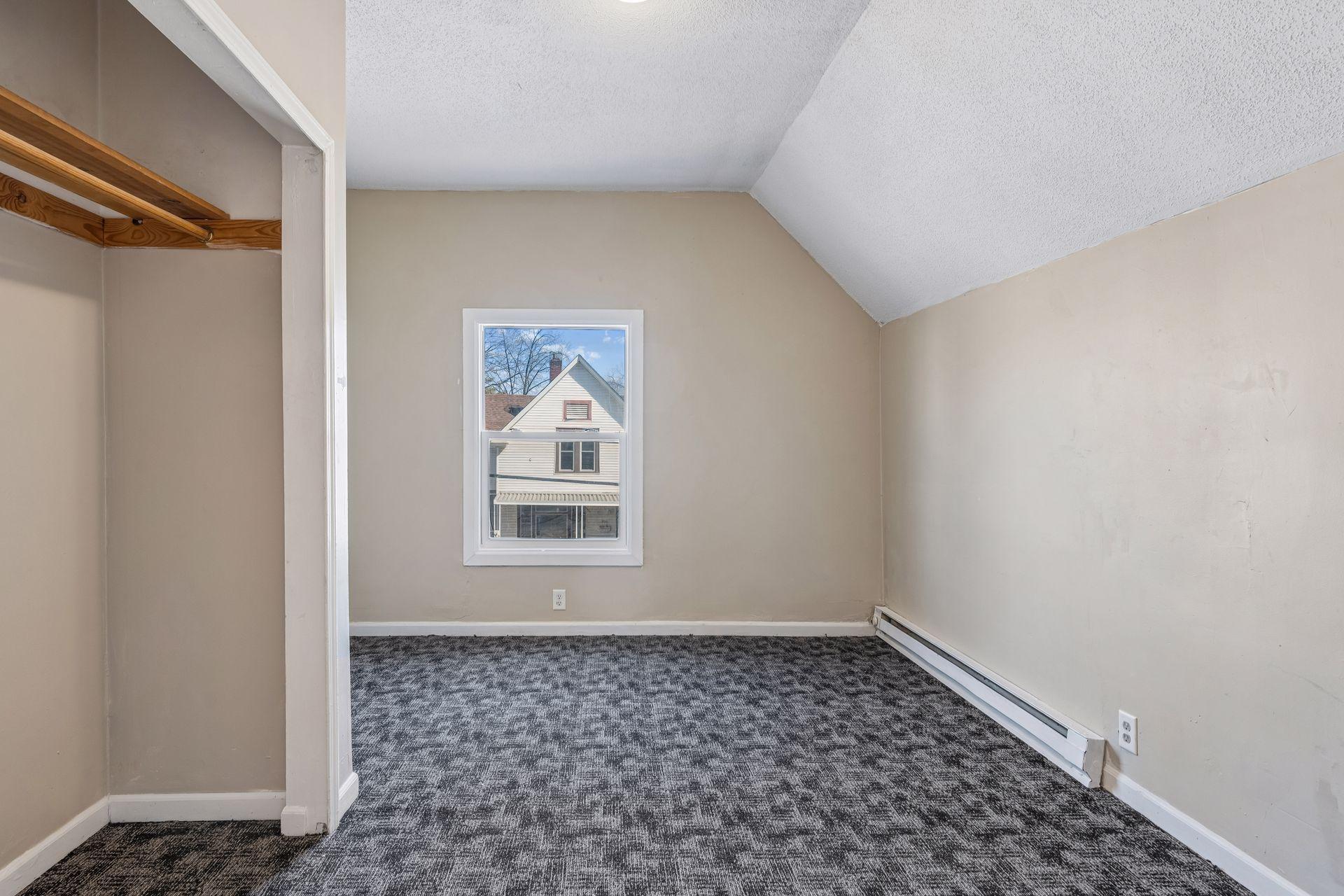 View of Residential Income at 701 Desoto Street, Saint Paul MN 55130, Saint Paul (28 of 36) - Mike Wilen | Minnesota Team Real Estate