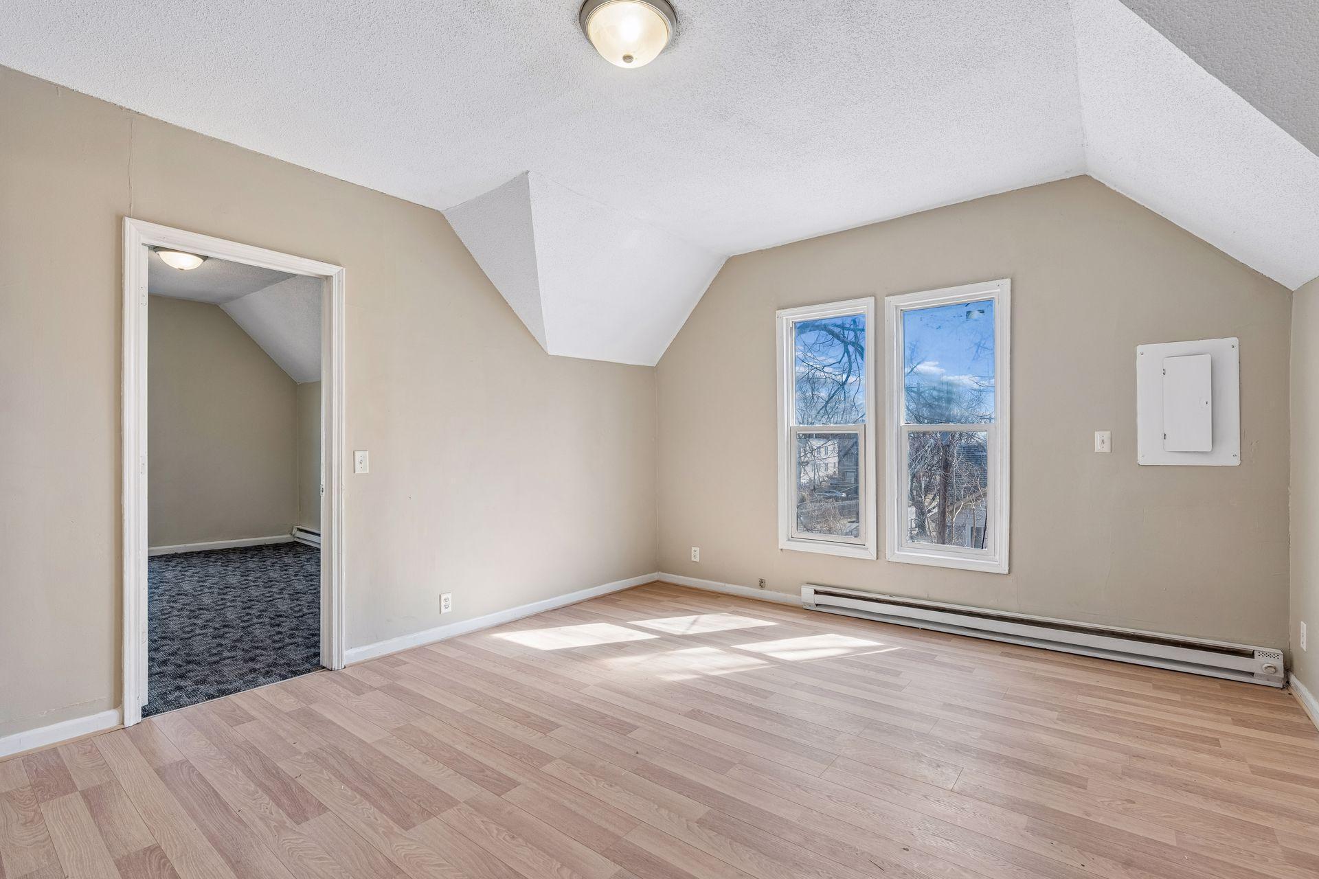 View of Residential Income at 701 Desoto Street, Saint Paul MN 55130, Saint Paul (27 of 36) - Mike Wilen | Minnesota Team Real Estate