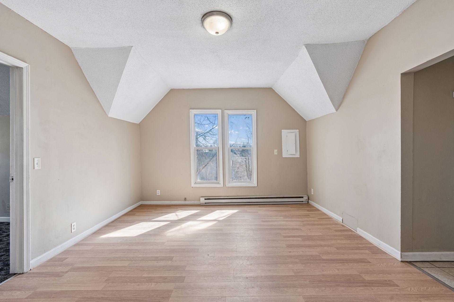 View of Residential Income at 701 Desoto Street, Saint Paul MN 55130, Saint Paul (26 of 36) - Mike Wilen | Minnesota Team Real Estate