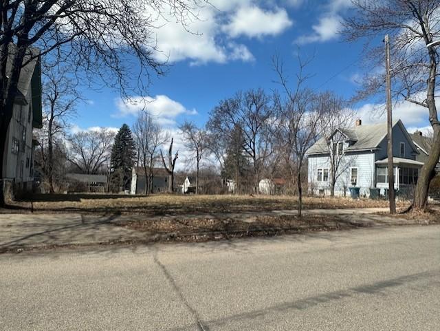 View of Land at 713 Russell Avenue, Minneapolis MN 55411, Minneapolis - Mike Wilen | Minnesota Team Real Estate