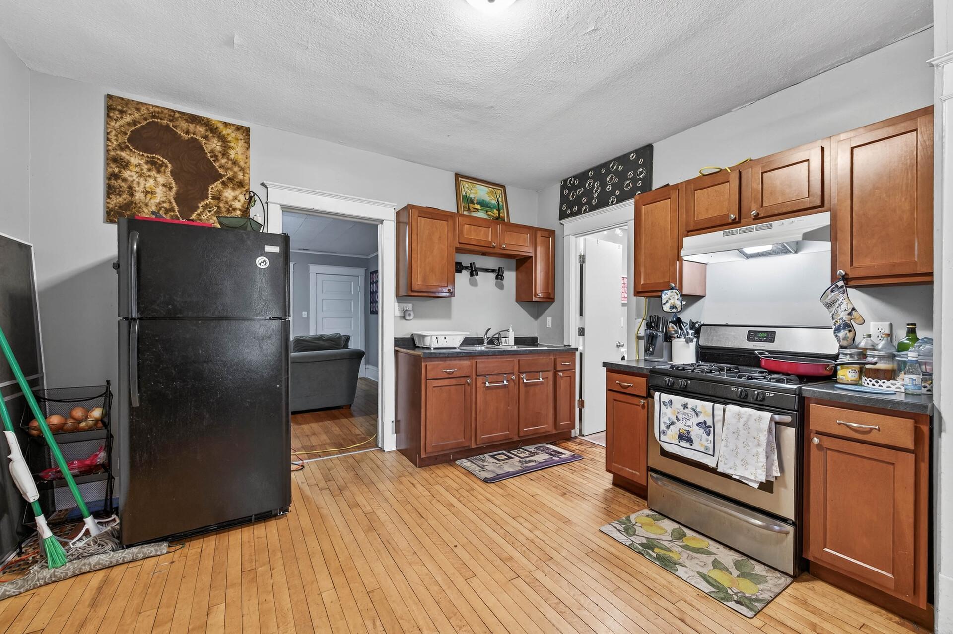 View of Residential Income at 895 Rose Avenue, Saint Paul MN 55106, Saint Paul (17 of 30) - Mike Wilen | Minnesota Team Real Estate