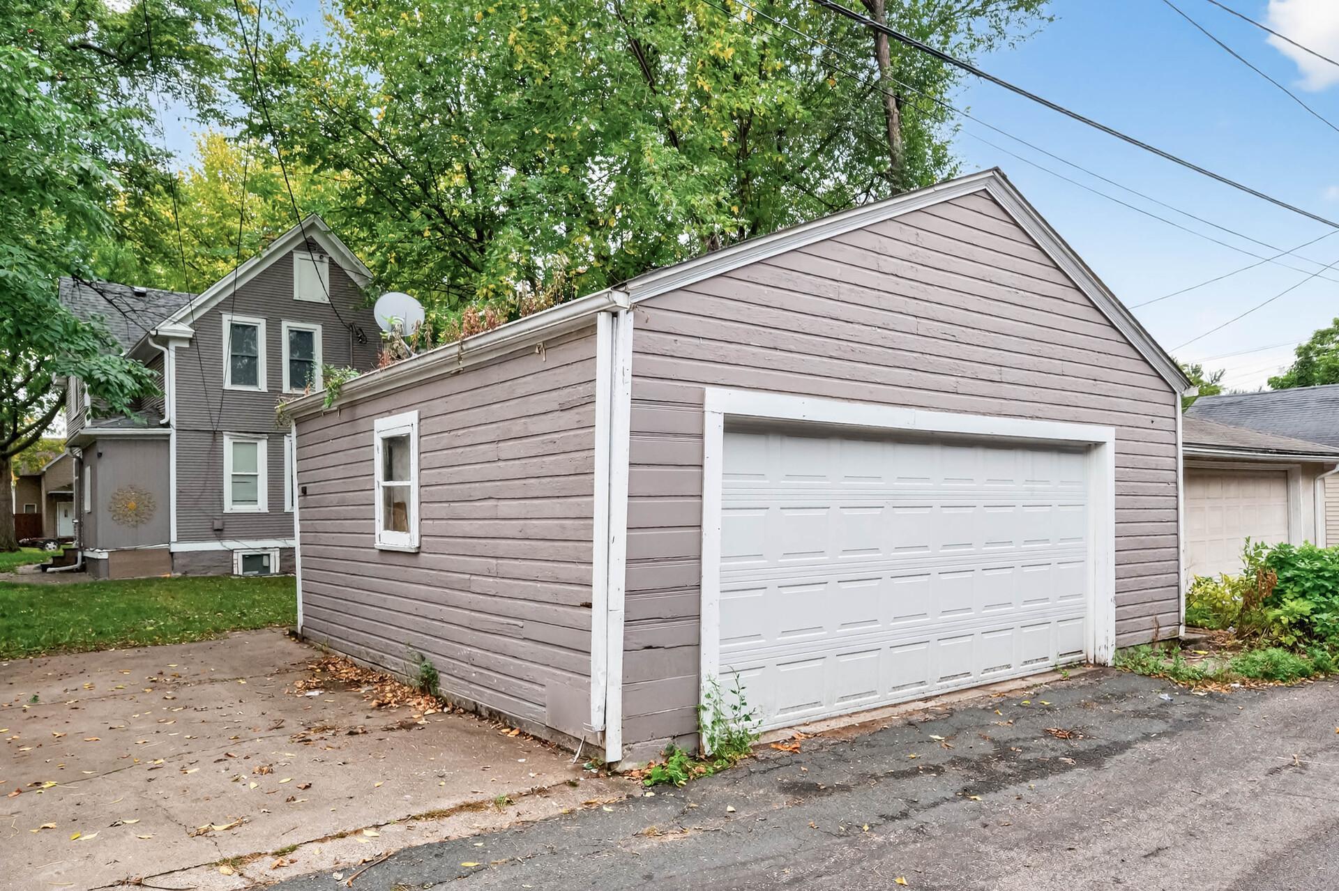 View of Residential Income at 895 Rose Avenue, Saint Paul MN 55106, Saint Paul (30 of 30) - Mike Wilen | Minnesota Team Real Estate