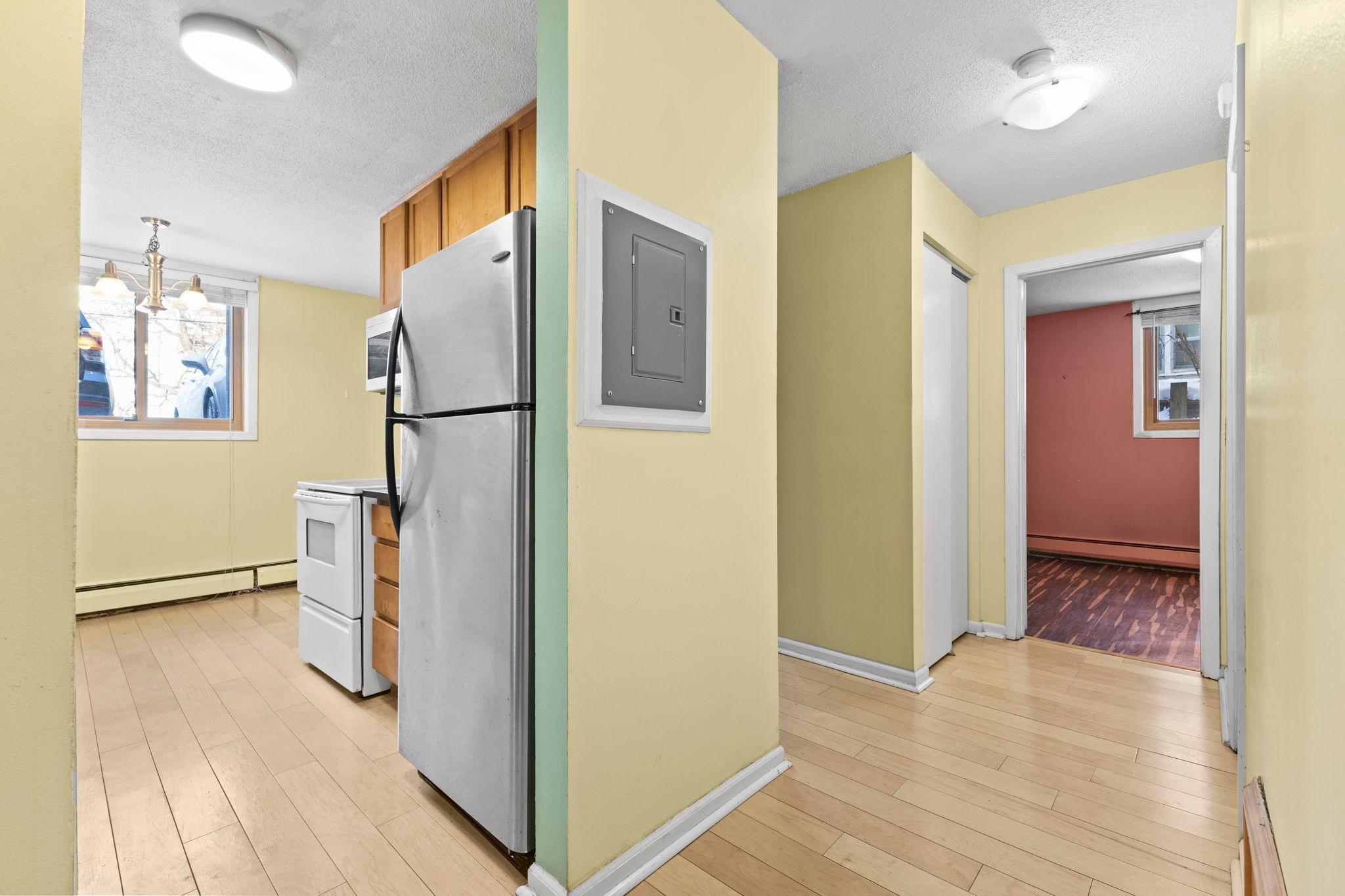 View of Residential at 520 Ridgewood Avenue #4, Minneapolis MN 55403, Minneapolis (4 of 25) - Mike Wilen | Minnesota Team Real Estate