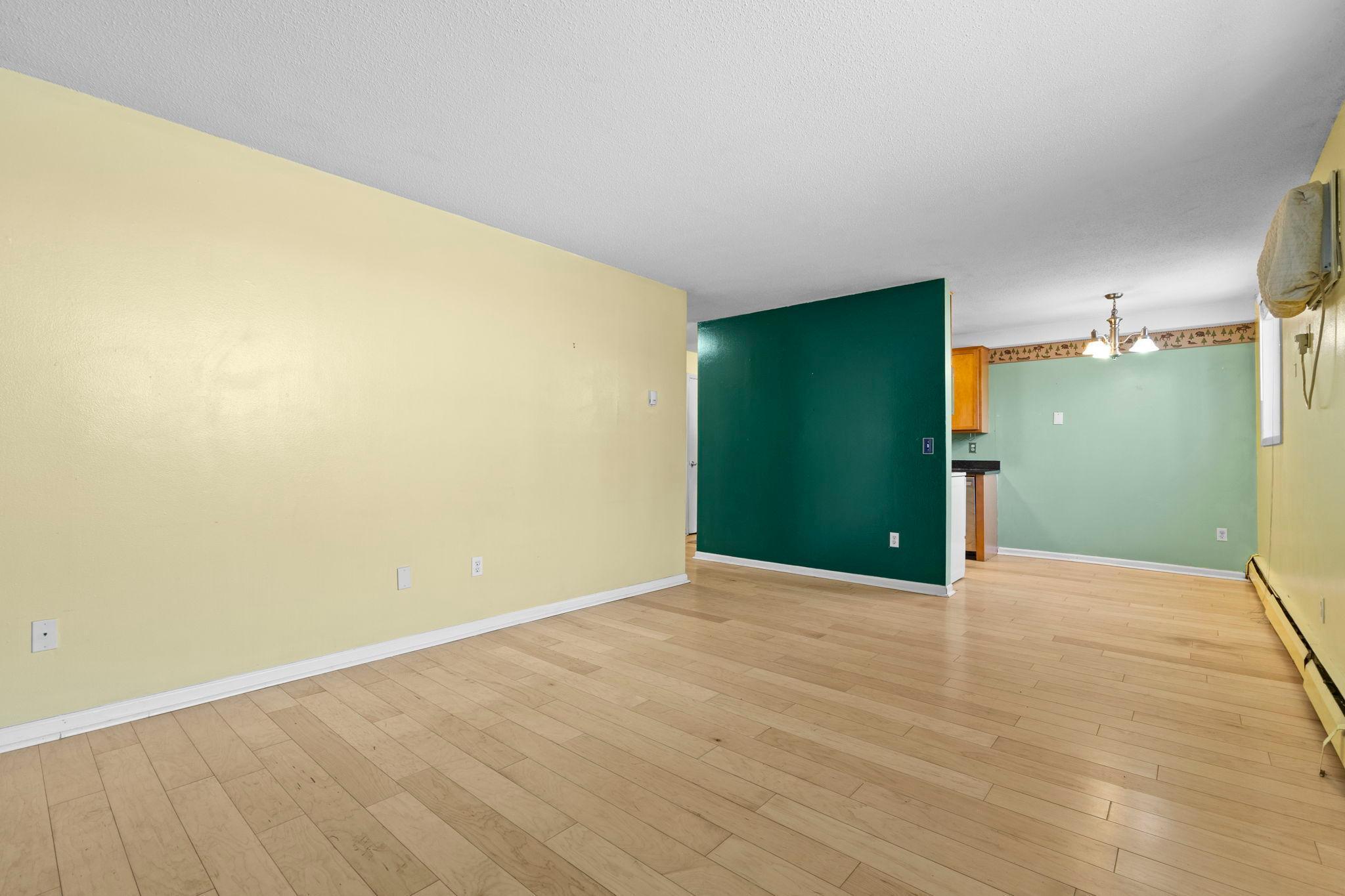 View of Residential at 520 Ridgewood Avenue #4, Minneapolis MN 55403, Minneapolis (11 of 25) - Mike Wilen | Minnesota Team Real Estate