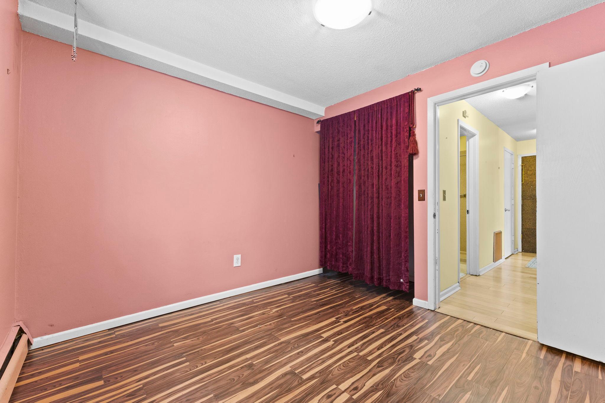 View of Residential at 520 Ridgewood Avenue #4, Minneapolis MN 55403, Minneapolis (12 of 25) - Mike Wilen | Minnesota Team Real Estate