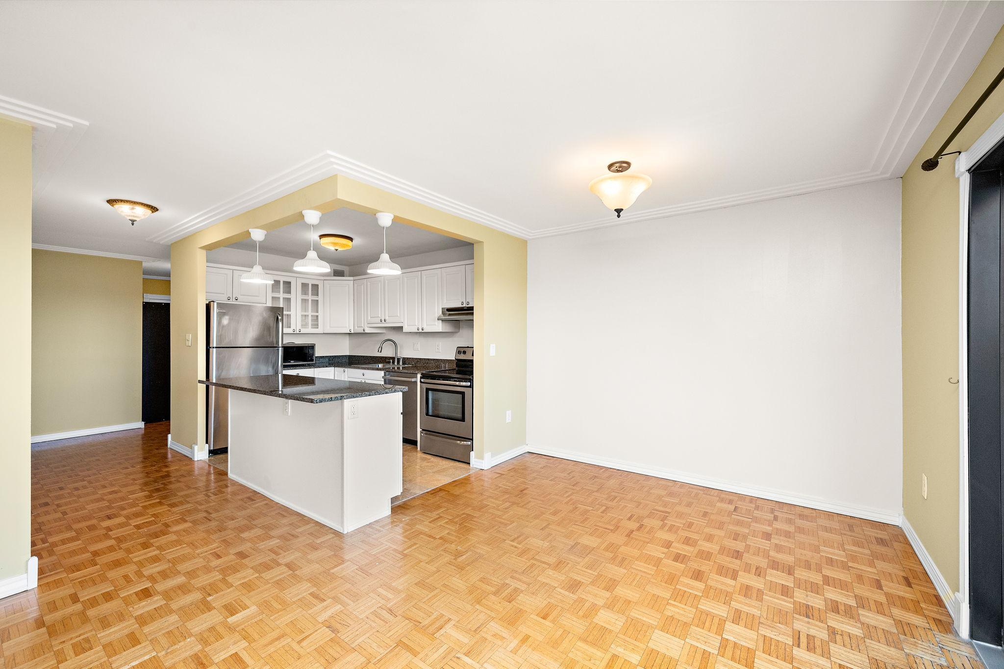 View of Residential at 400 Groveland Avenue #809, Minneapolis MN 55403, Minneapolis (8 of 36) - Mike Wilen | Minnesota Team Real Estate