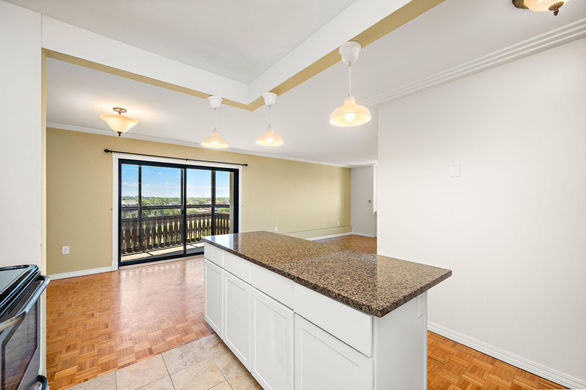 View of Residential at 400 Groveland Avenue #809, Minneapolis MN 55403, Minneapolis (6 of 36) - Mike Wilen | Minnesota Team Real Estate