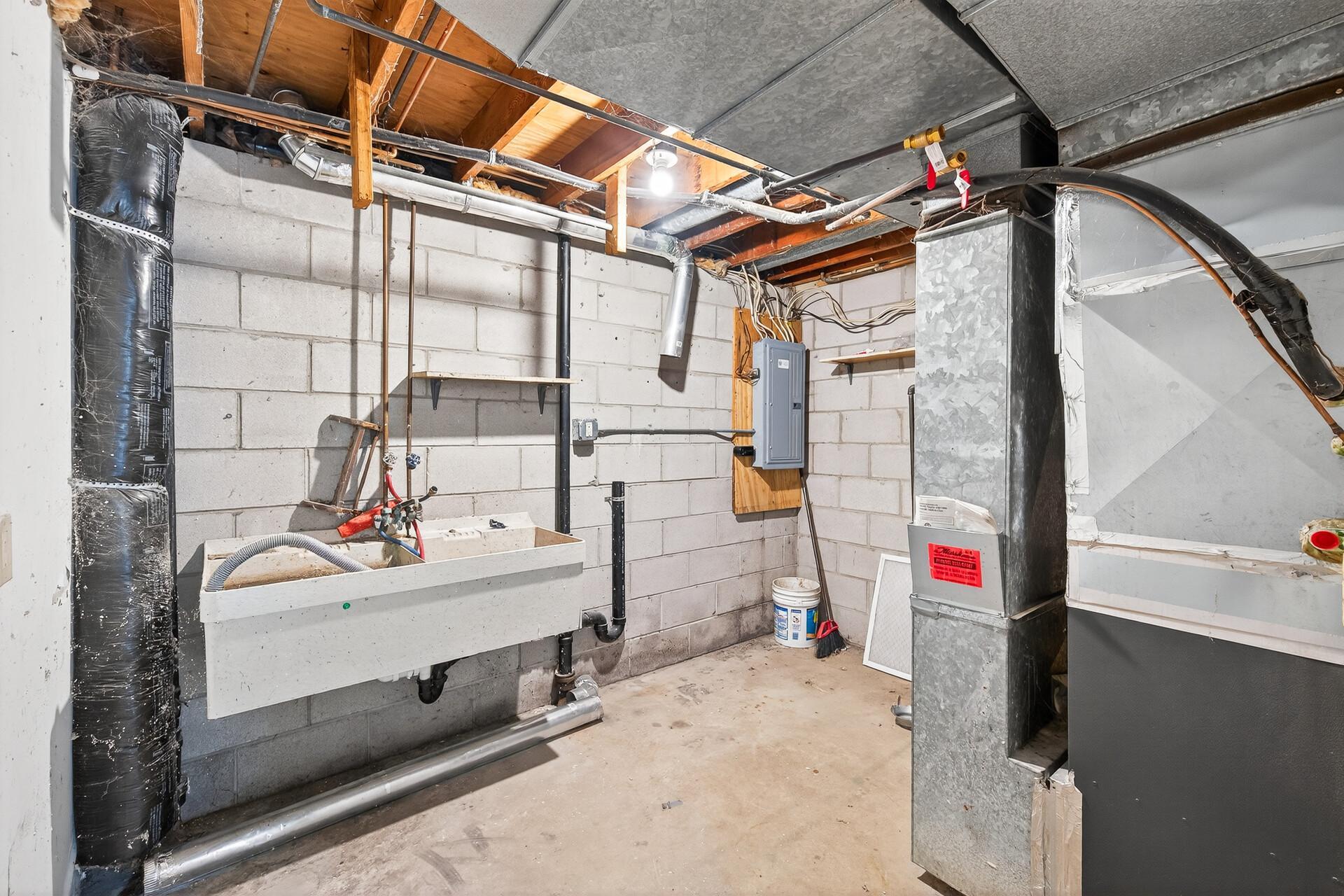 View of Residential at 6618 Camden Drive, Brooklyn Center MN 55430, Brooklyn Center (31 of 35) - Mike Wilen | Minnesota Team Real Estate