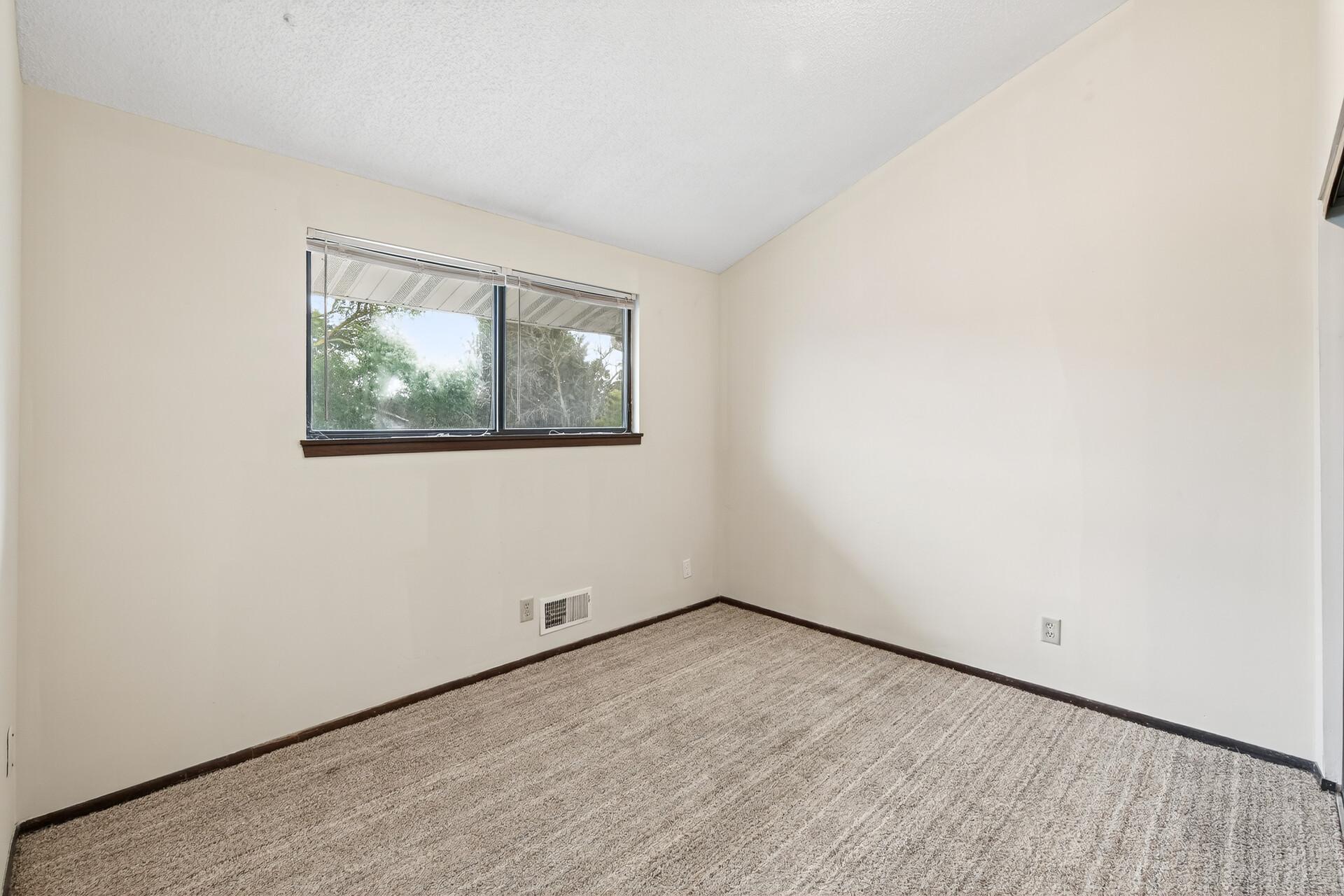 View of Residential at 6618 Camden Drive, Brooklyn Center MN 55430, Brooklyn Center (21 of 35) - Mike Wilen | Minnesota Team Real Estate