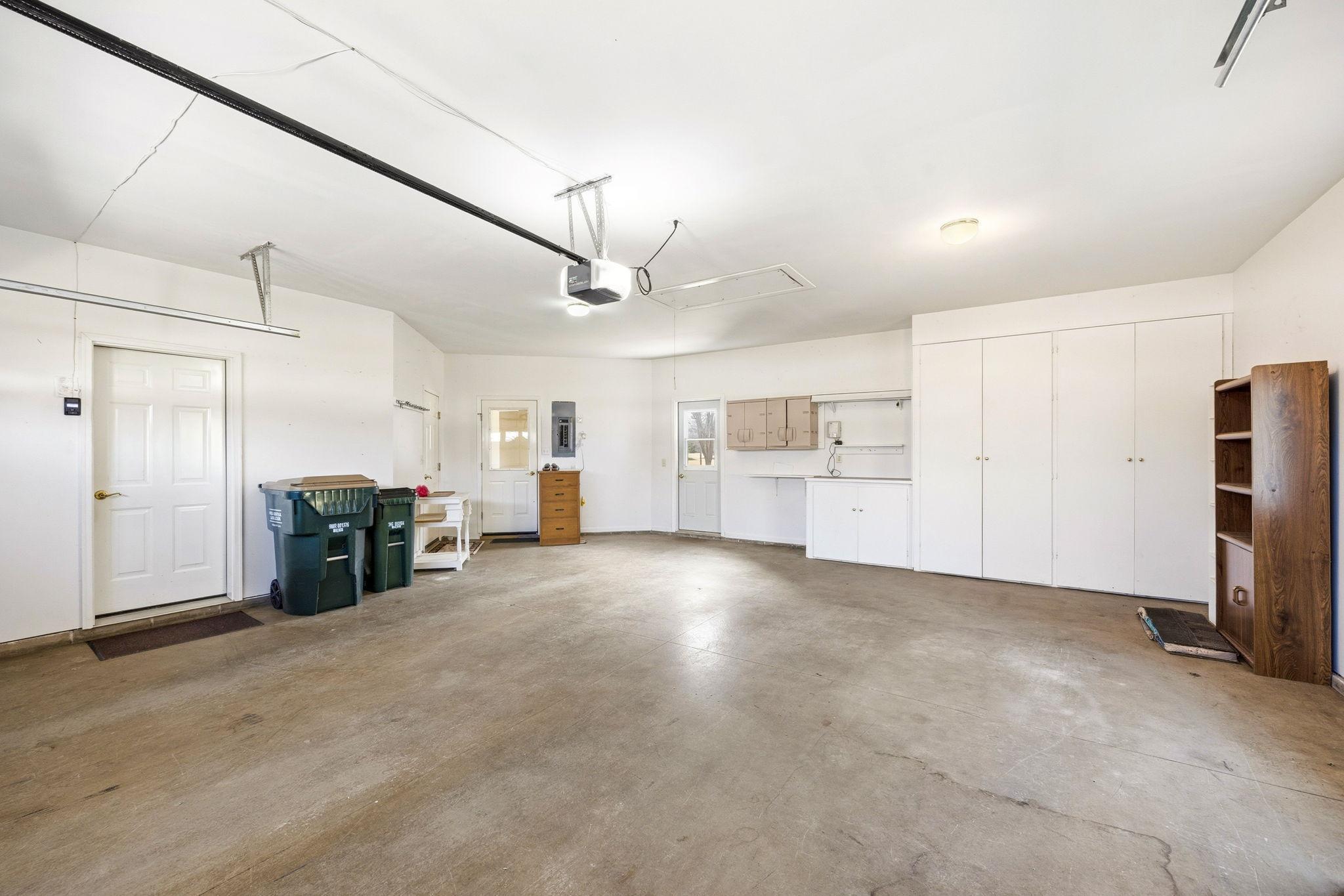 View of Residential at 1320 Heritage Avenue, Hutchinson MN 55350, Hutchinson (25 of 43) - Mike Wilen | Minnesota Team Real Estate
