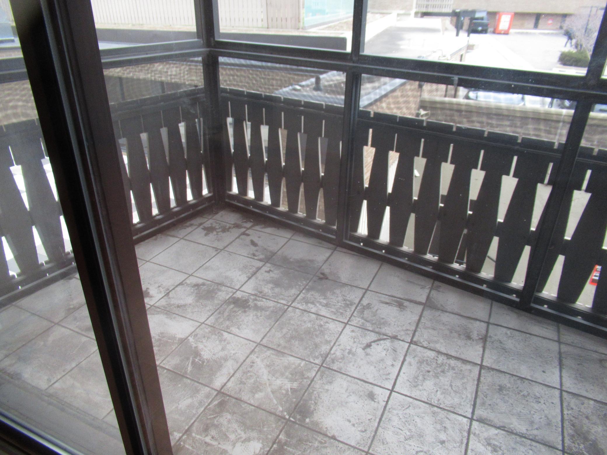 View of Residential at 410 Groveland Avenue #204, Minneapolis MN 55403, Minneapolis (13 of 13) - Mike Wilen | Minnesota Team Real Estate