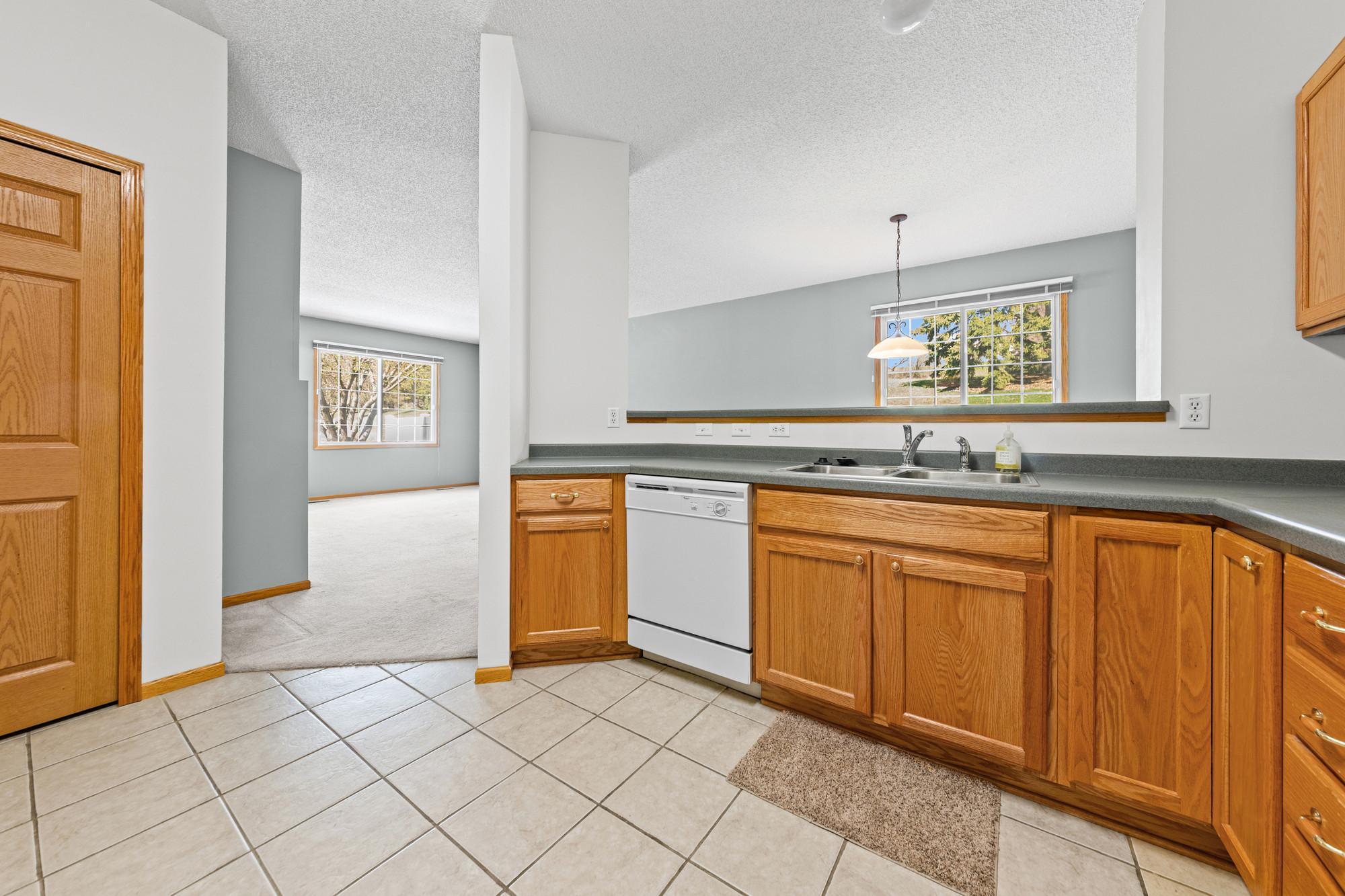 View of Residential at 3053 Juniper Lane #D, Woodbury MN 55125, Woodbury (18 of 38) - Mike Wilen | Minnesota Team Real Estate