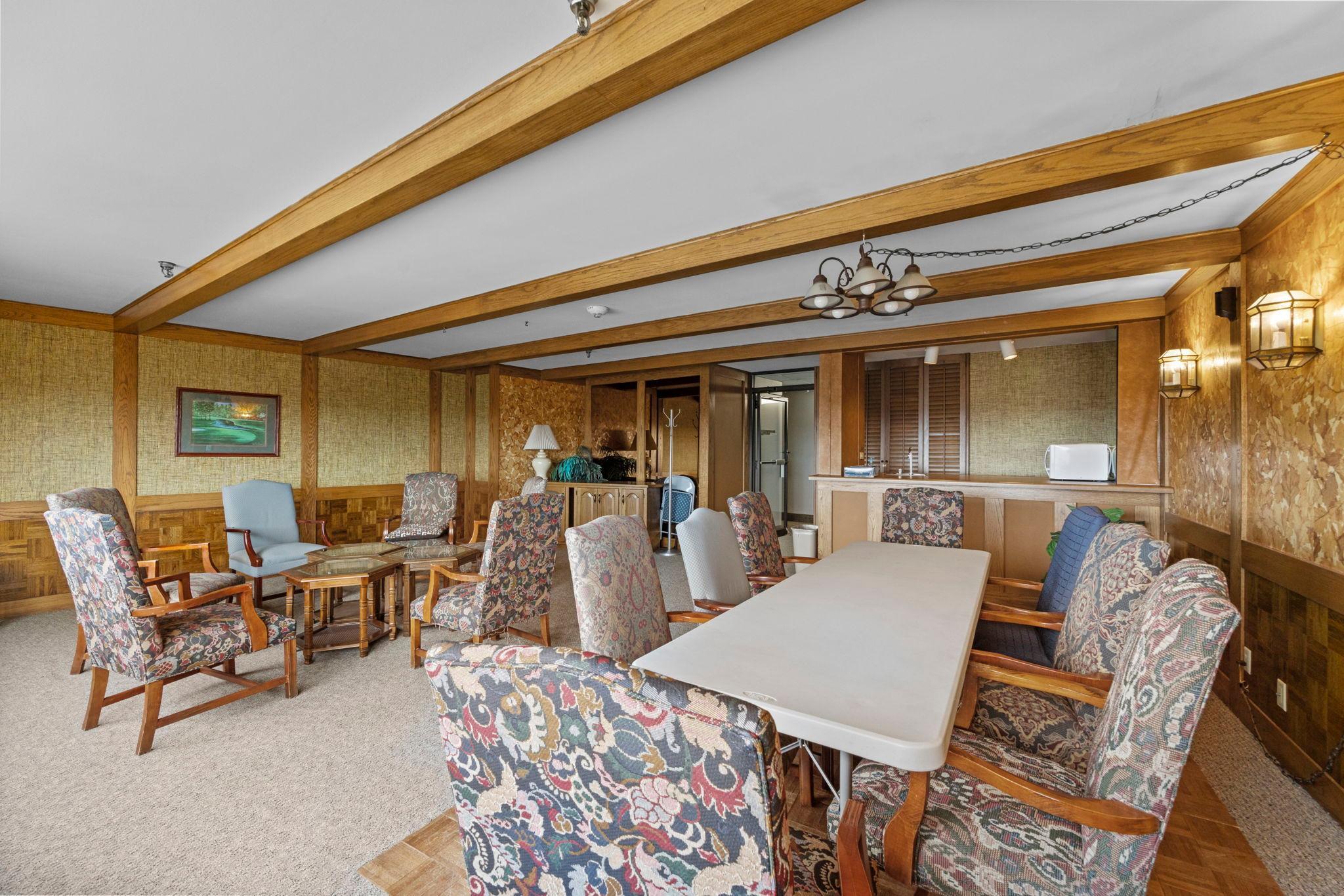 View of Residential at 1181 Edgcumbe Road #1712, Saint Paul MN 55105, Saint Paul (40 of 63) - Mike Wilen | Minnesota Team Real Estate