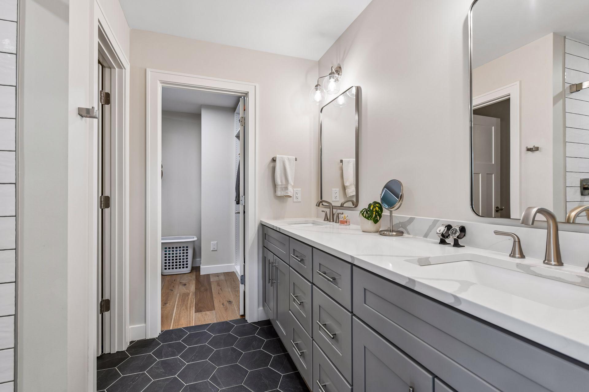 View of Residential at 3374 Library Lane, Saint Louis Park MN 55426, Saint Louis Park (28 of 30) - Mike Wilen | Minnesota Team Real Estate