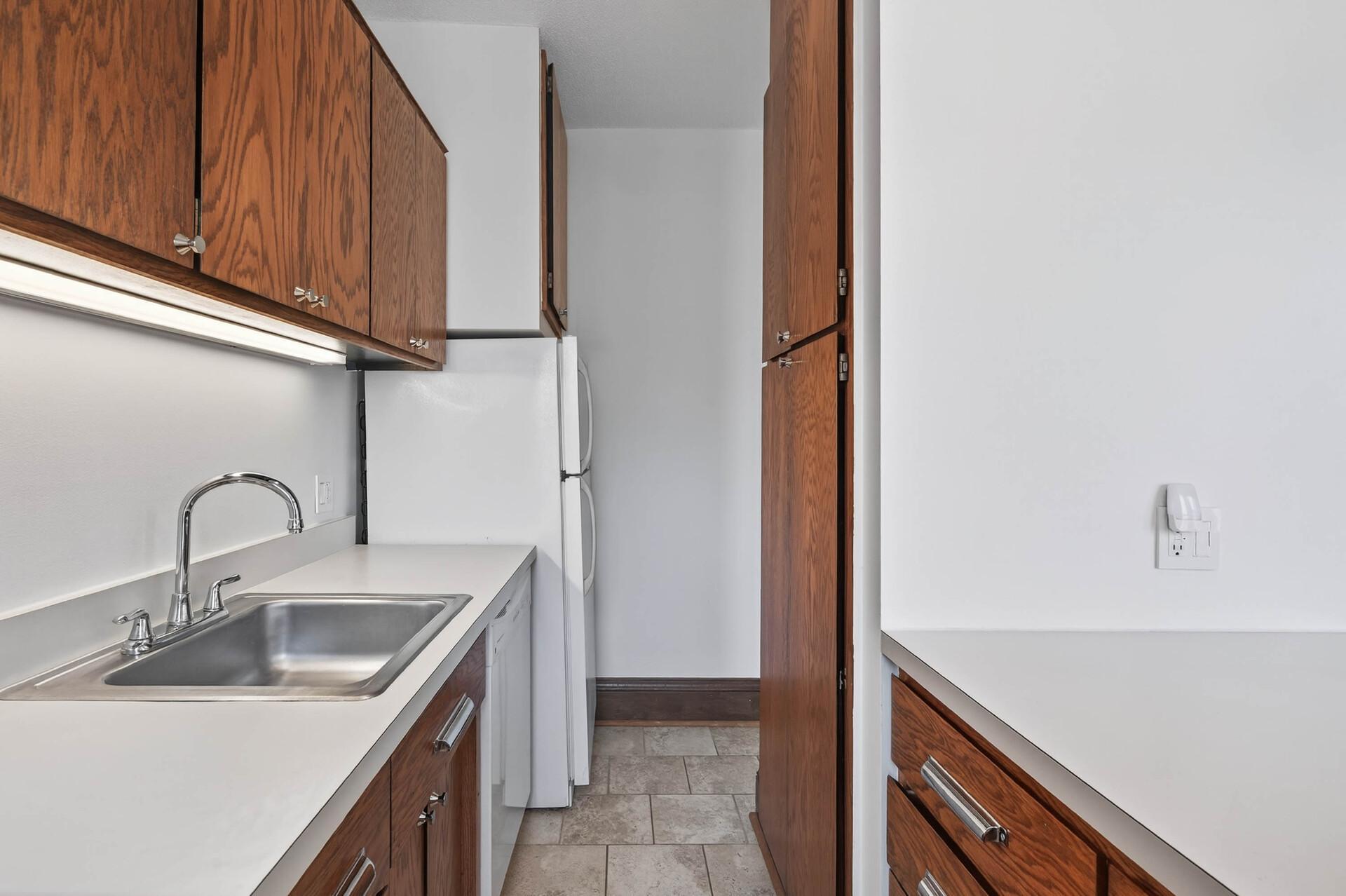 View of Residential at 391 Laurel Avenue #304, Saint Paul MN 55102, Saint Paul (25 of 36) - Mike Wilen | Minnesota Team Real Estate
