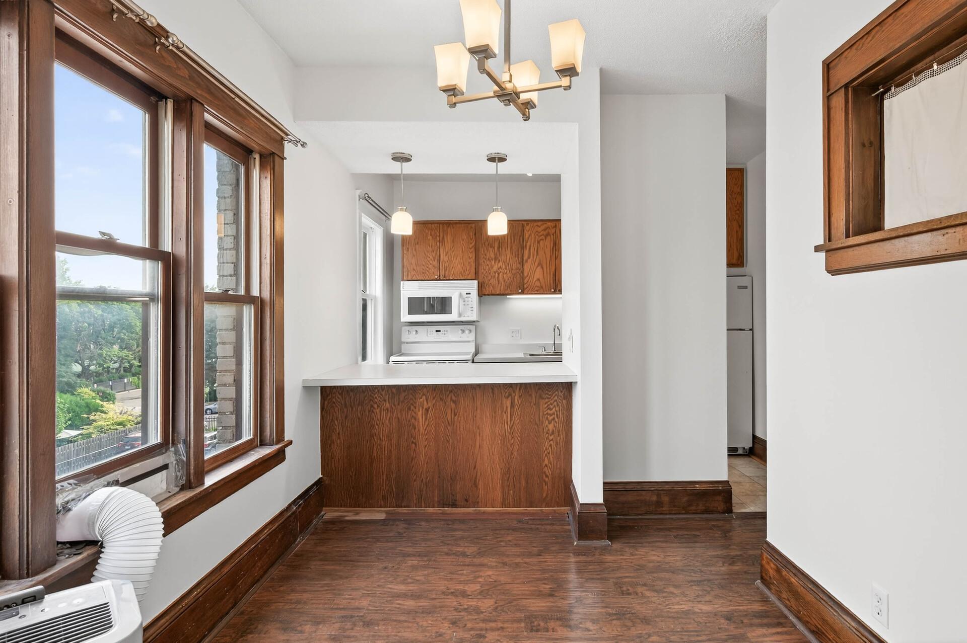 View of Residential at 391 Laurel Avenue #304, Saint Paul MN 55102, Saint Paul (18 of 36) - Mike Wilen | Minnesota Team Real Estate