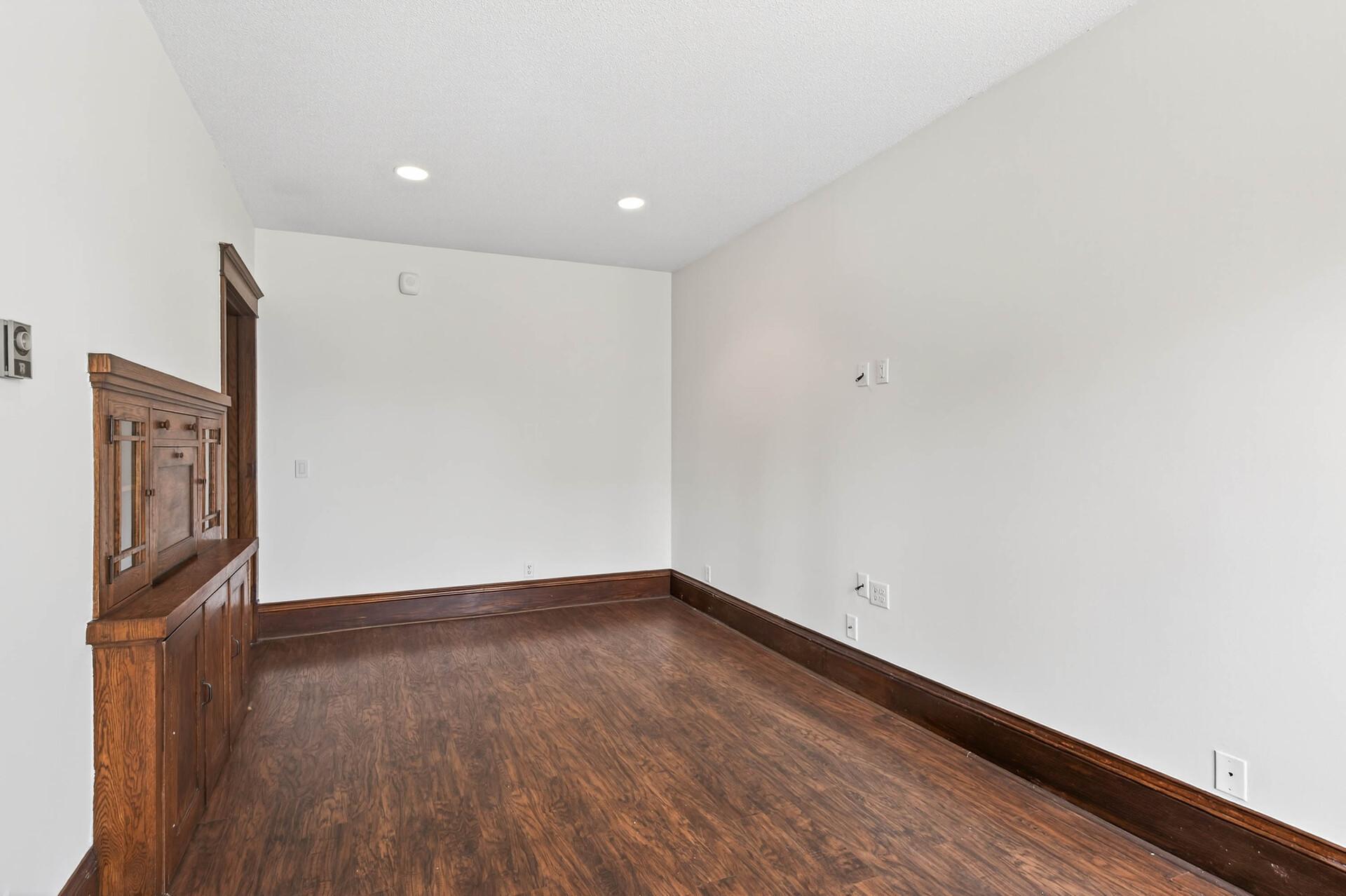 View of Residential at 391 Laurel Avenue #304, Saint Paul MN 55102, Saint Paul (15 of 36) - Mike Wilen | Minnesota Team Real Estate