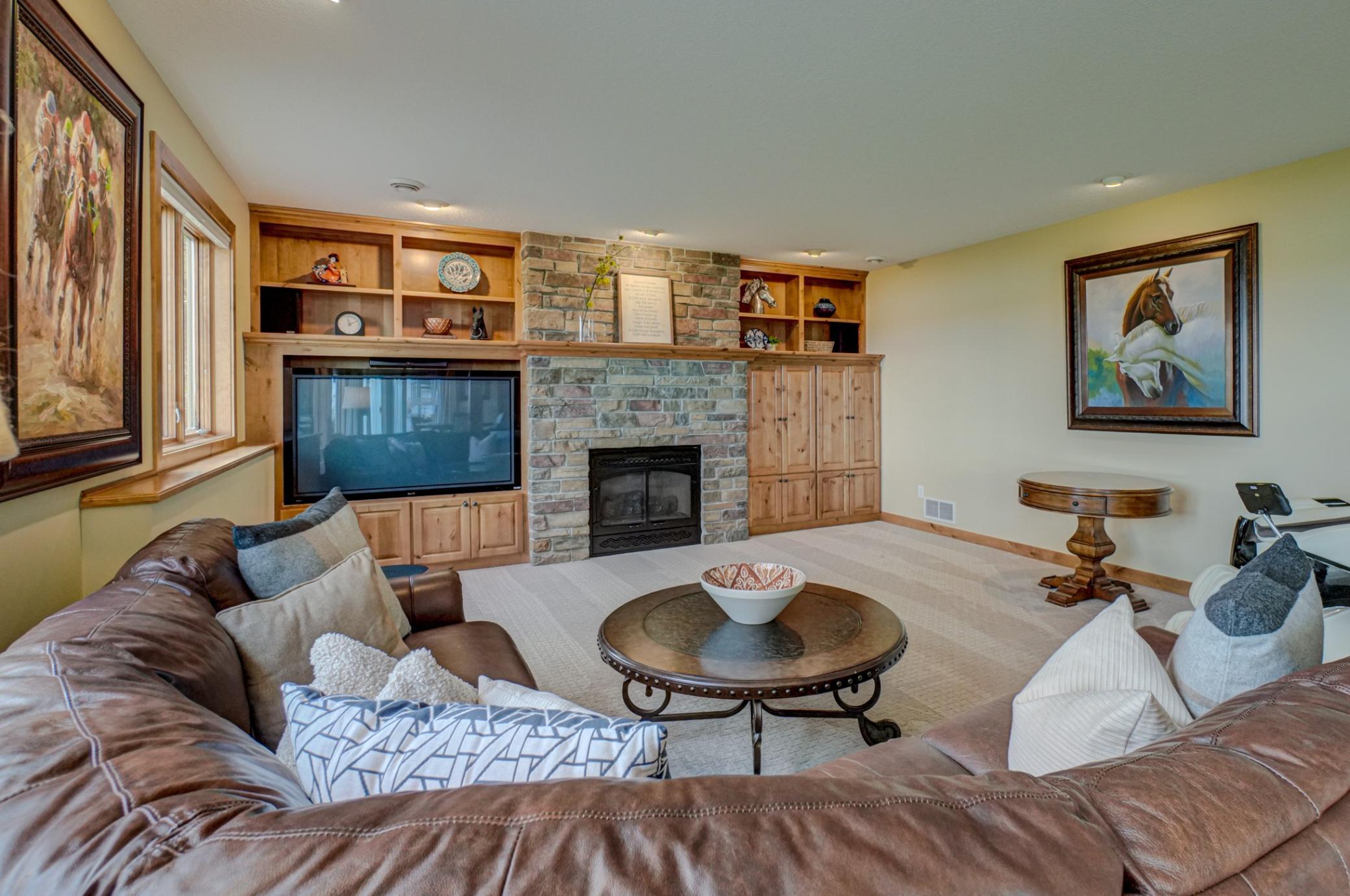 View of Residential at 5256 Oxford Street, Shoreview MN 55126, Shoreview (29 of 48) - Mike Wilen | Minnesota Team Real Estate