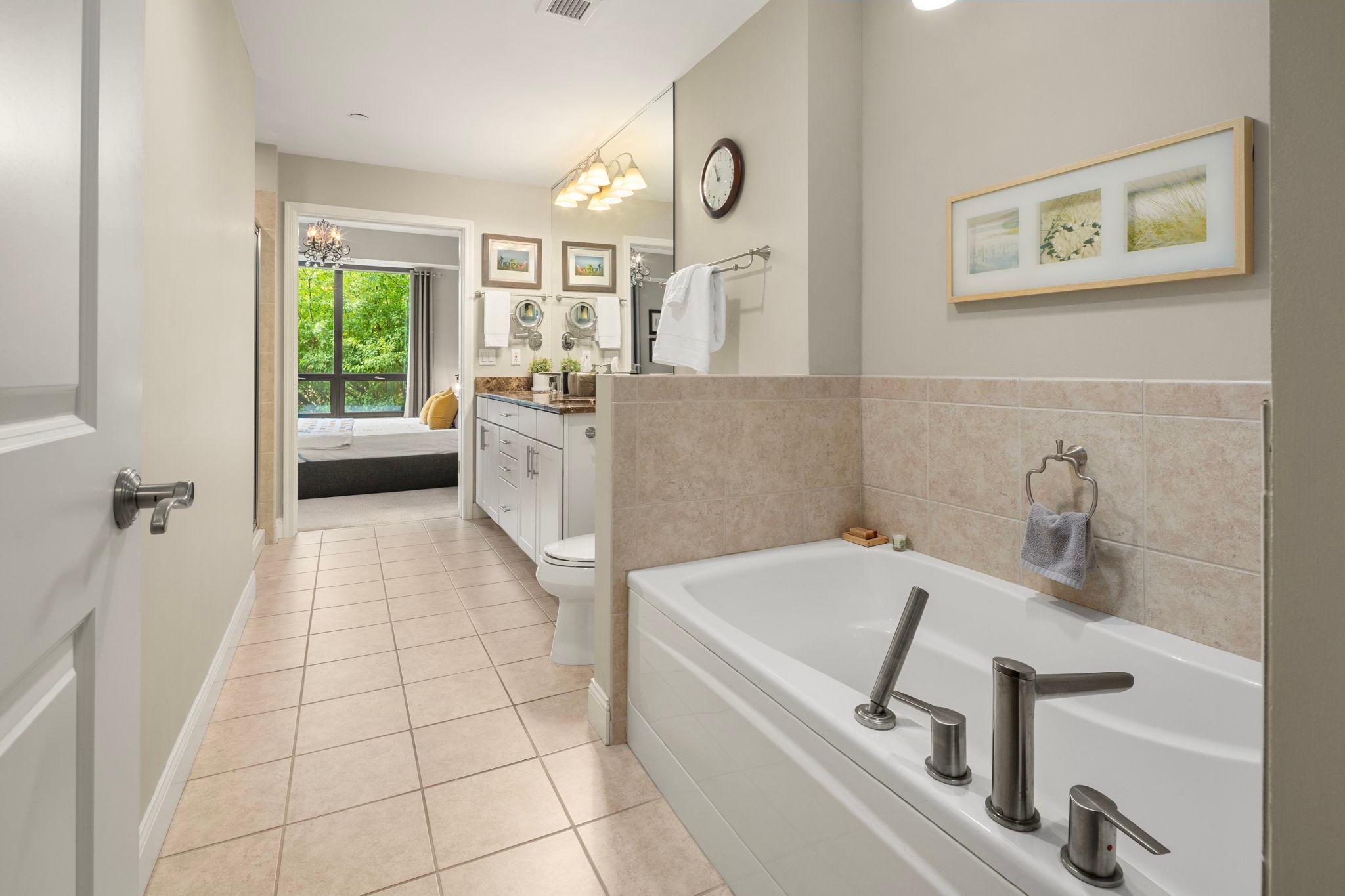 View of Residential at 100 3rd Avenue #607, Minneapolis MN 55401, Minneapolis (19 of 46) - Mike Wilen | Minnesota Team Real Estate