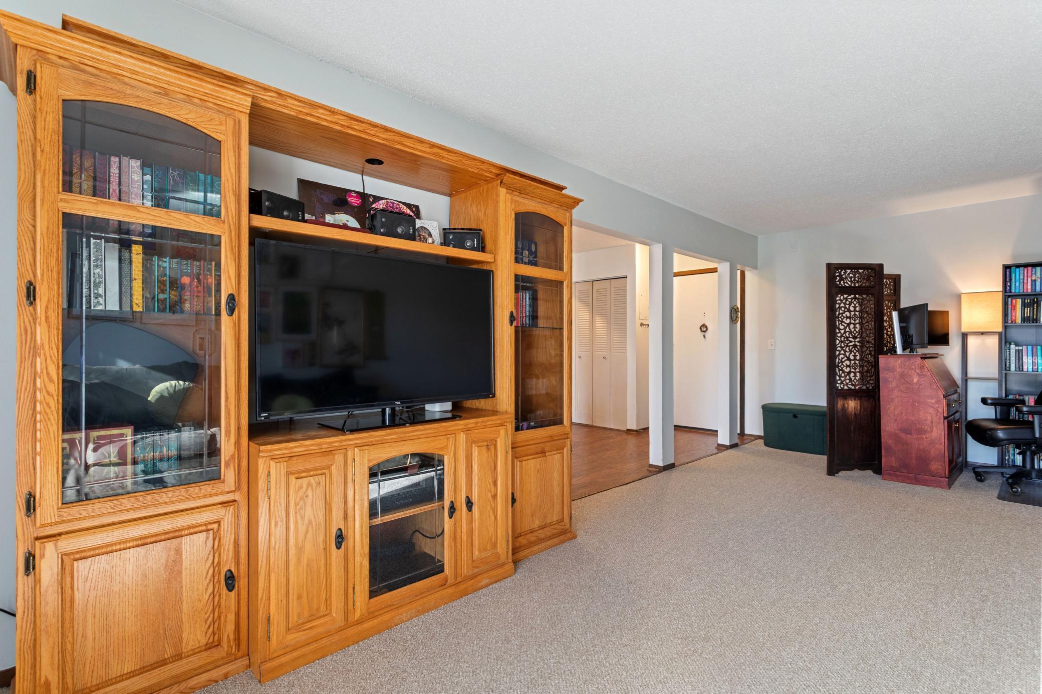 View of Residential at 10750 Rockford Road #313, Plymouth MN 55442, Plymouth (5 of 22) - Mike Wilen | Minnesota Team Real Estate