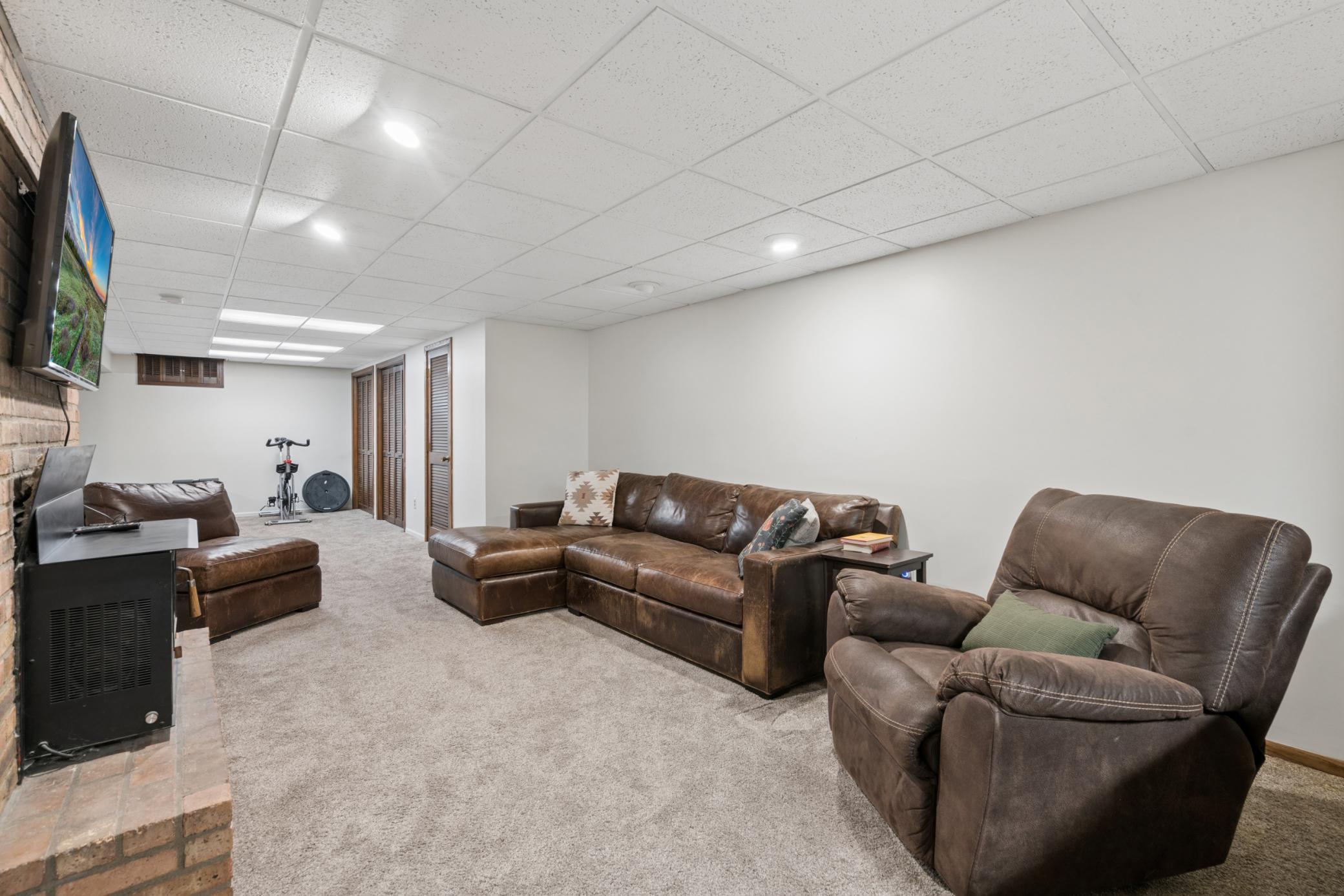 View of Residential at 2820 Washta Bay Road, Chanhassen MN 55331, Chanhassen (25 of 56) - Mike Wilen | Minnesota Team Real Estate