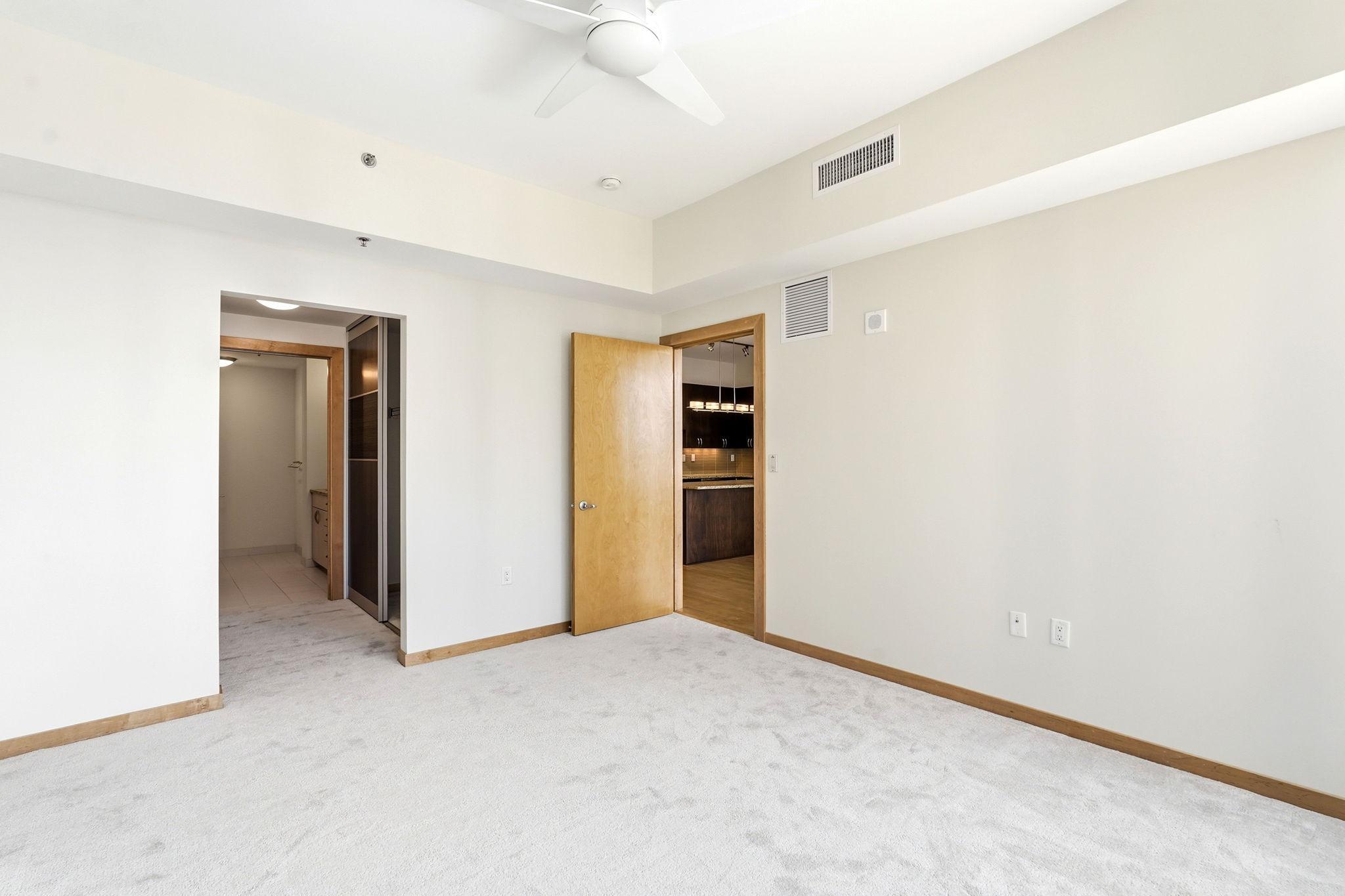 View of Residential at 1120 2nd Street #604, Minneapolis MN 55415, Minneapolis (22 of 52) - Mike Wilen | Minnesota Team Real Estate