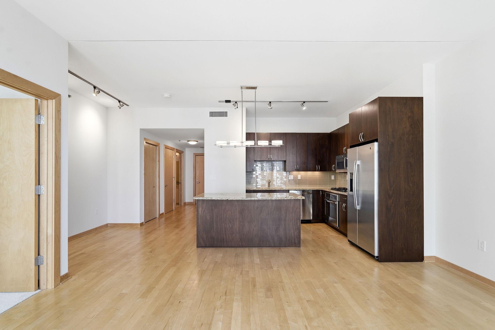 View of Residential at 1120 2nd Street #604, Minneapolis MN 55415, Minneapolis (16 of 52) - Mike Wilen | Minnesota Team Real Estate