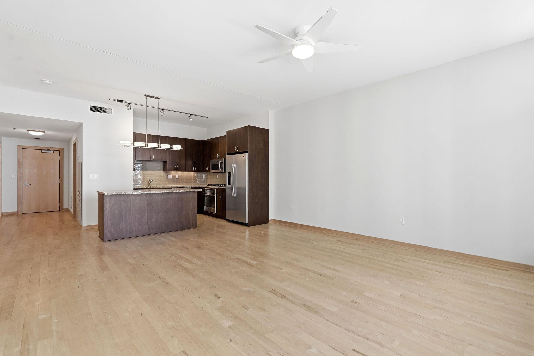 View of Residential at 1120 2nd Street #604, Minneapolis MN 55415, Minneapolis (15 of 52) - Mike Wilen | Minnesota Team Real Estate