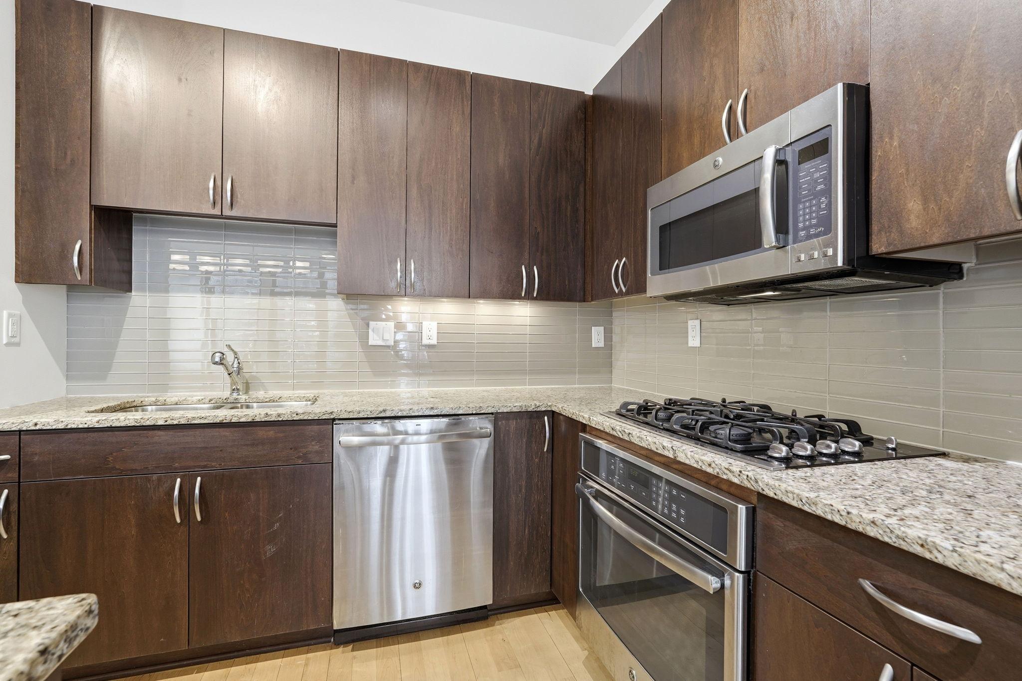 View of Residential at 1120 2nd Street #604, Minneapolis MN 55415, Minneapolis (18 of 52) - Mike Wilen | Minnesota Team Real Estate