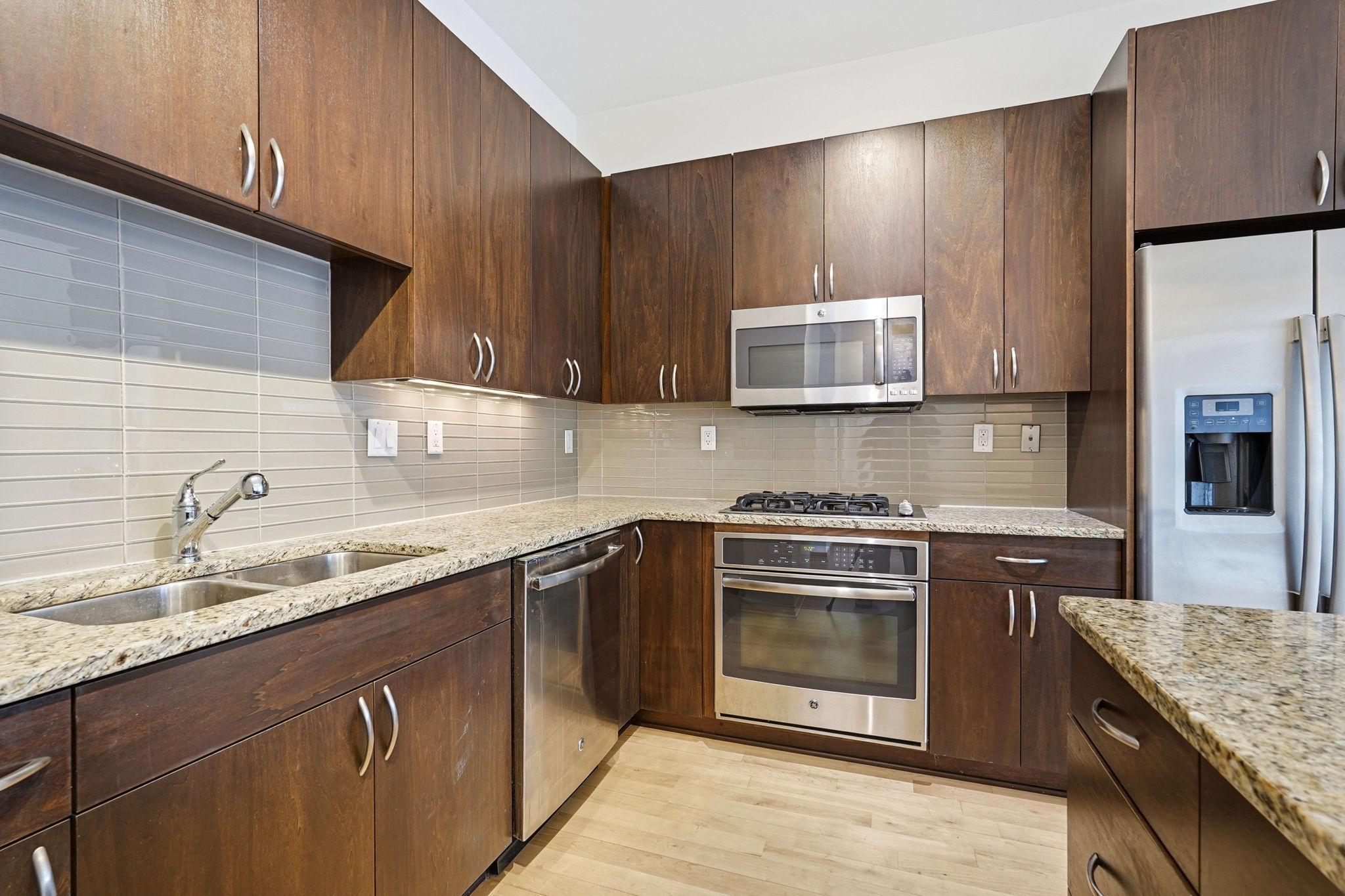 View of Residential at 1120 2nd Street #604, Minneapolis MN 55415, Minneapolis (17 of 52) - Mike Wilen | Minnesota Team Real Estate