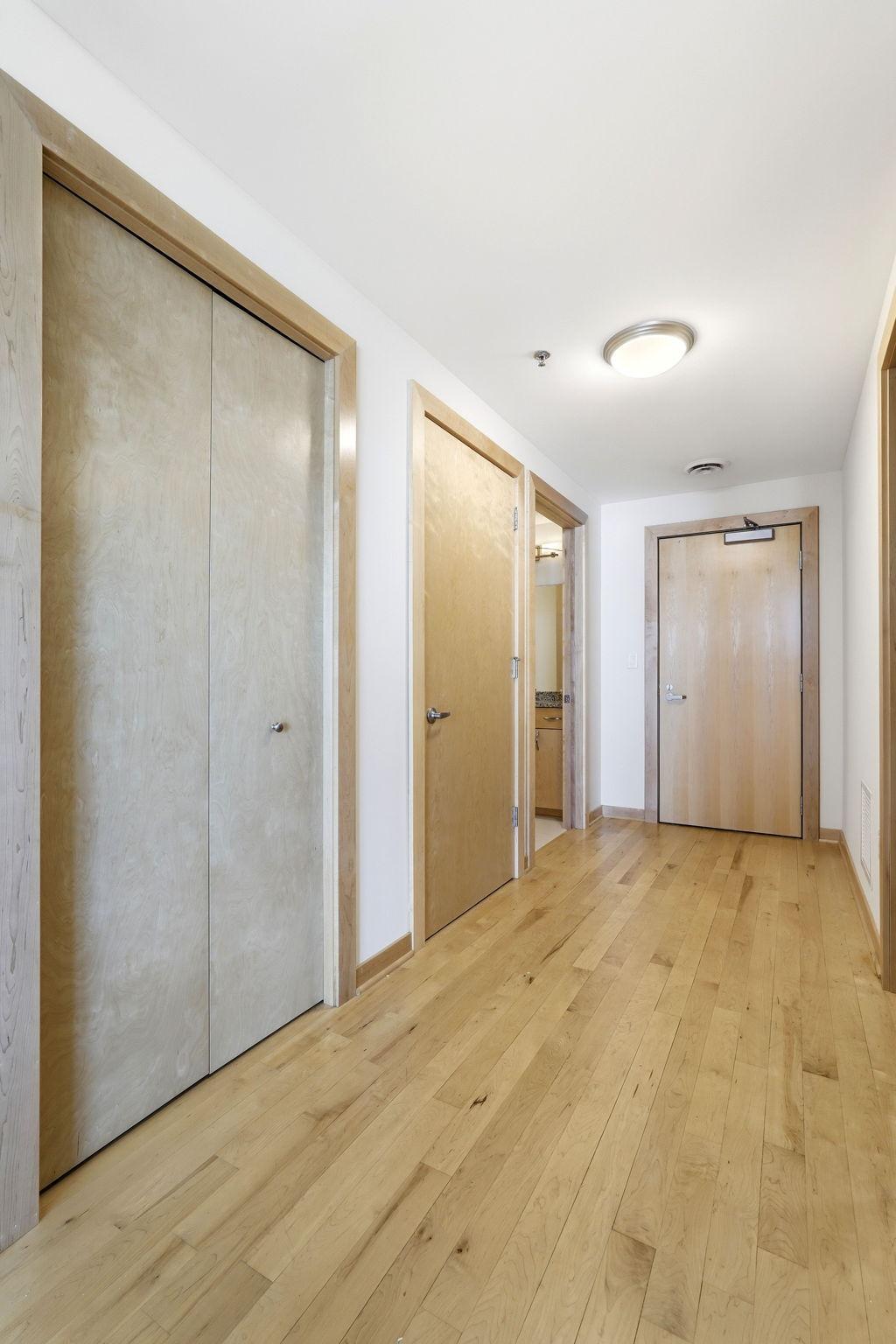 View of Residential at 1120 2nd Street #604, Minneapolis MN 55415, Minneapolis (34 of 52) - Mike Wilen | Minnesota Team Real Estate