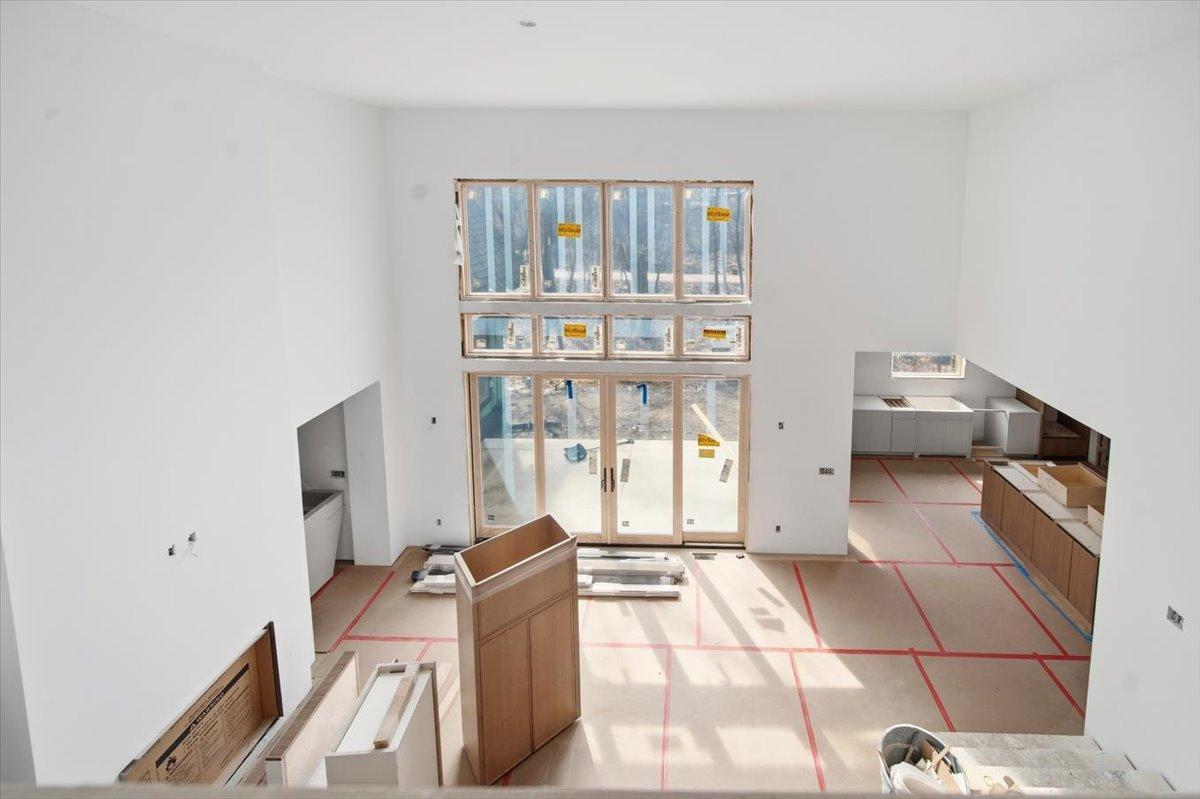 View of Residential at 85 Brentwood Avenue, Excelsior MN 55331, Excelsior (12 of 34) - Mike Wilen | Minnesota Team Real Estate