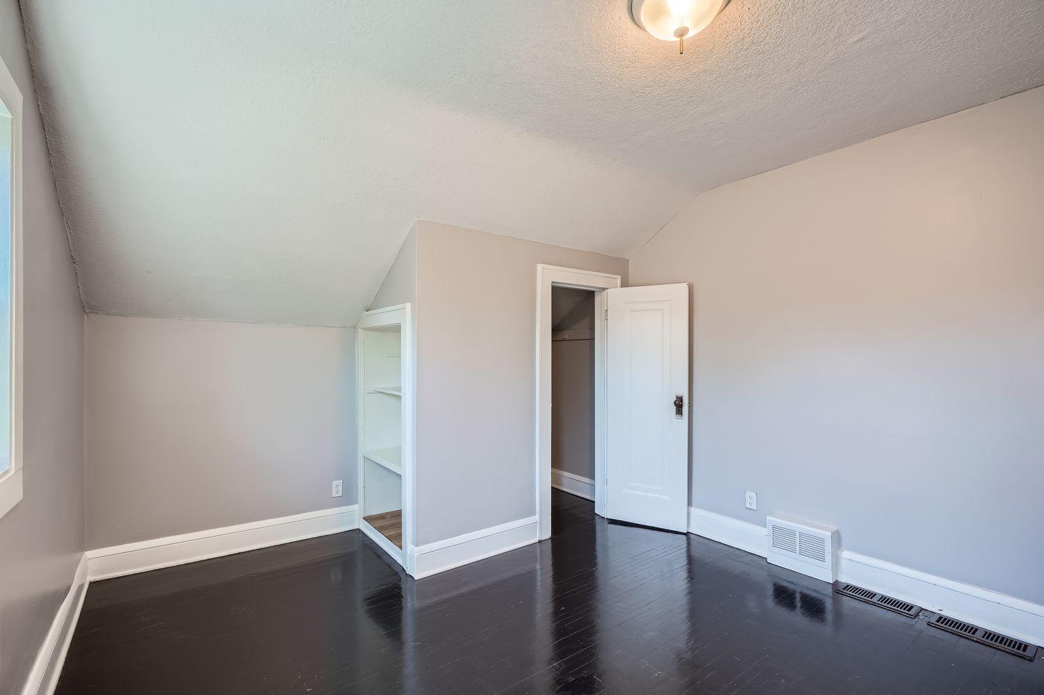 View of Residential at 2810 Penn Avenue, Minneapolis MN 55411, Minneapolis (15 of 18) - Mike Wilen | Minnesota Team Real Estate