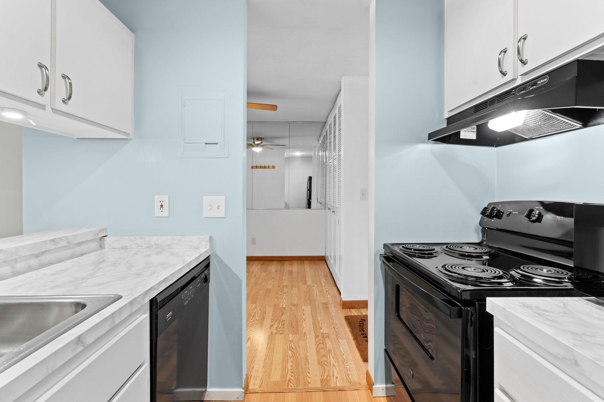 View of Residential at 2800 Hamline Avenue #329, Roseville MN 55113, Roseville (26 of 41) - Mike Wilen | Minnesota Team Real Estate