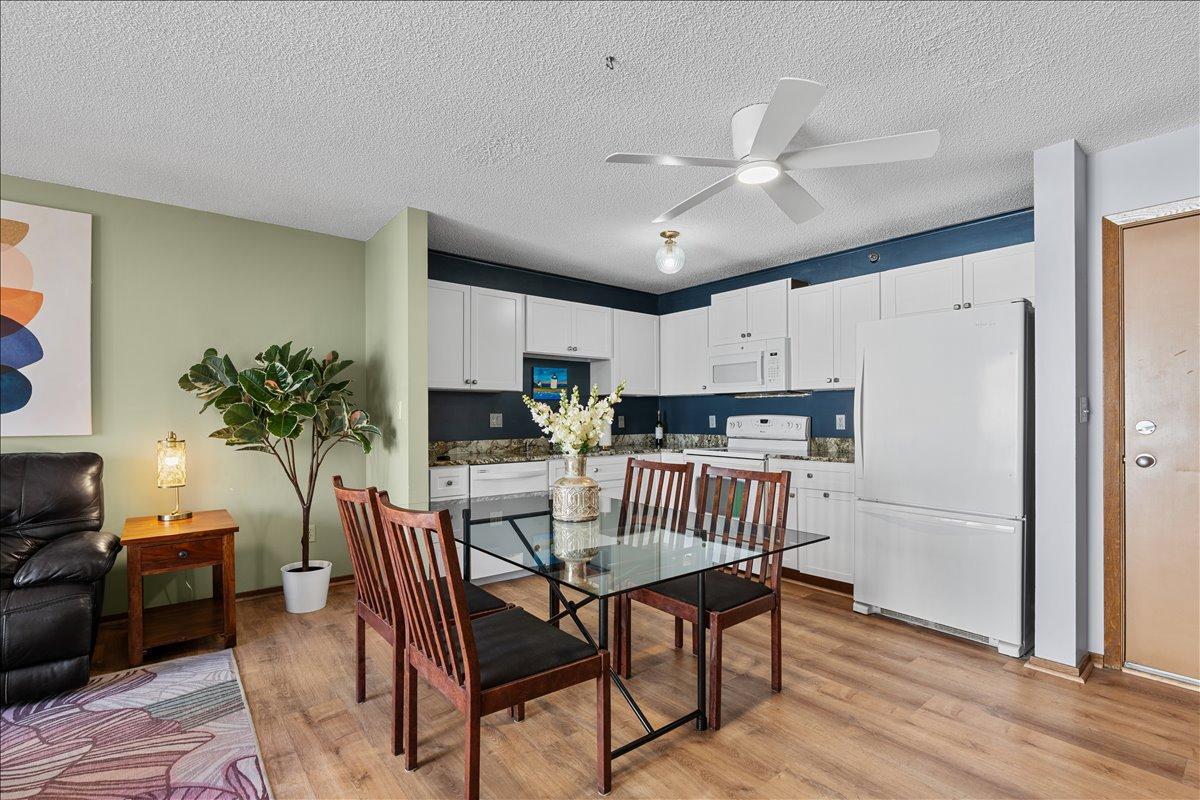 View of Residential at 121 Washington Avenue #1615, Minneapolis MN 55401, Minneapolis (6 of 21) - Mike Wilen | Minnesota Team Real Estate