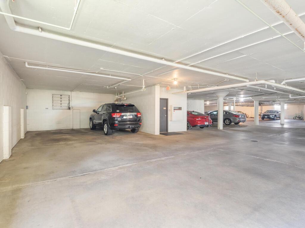 View of Residential at 4101 Parklawn Avenue #130, Edina MN 55435, Edina (25 of 30) - Mike Wilen | Minnesota Team Real Estate