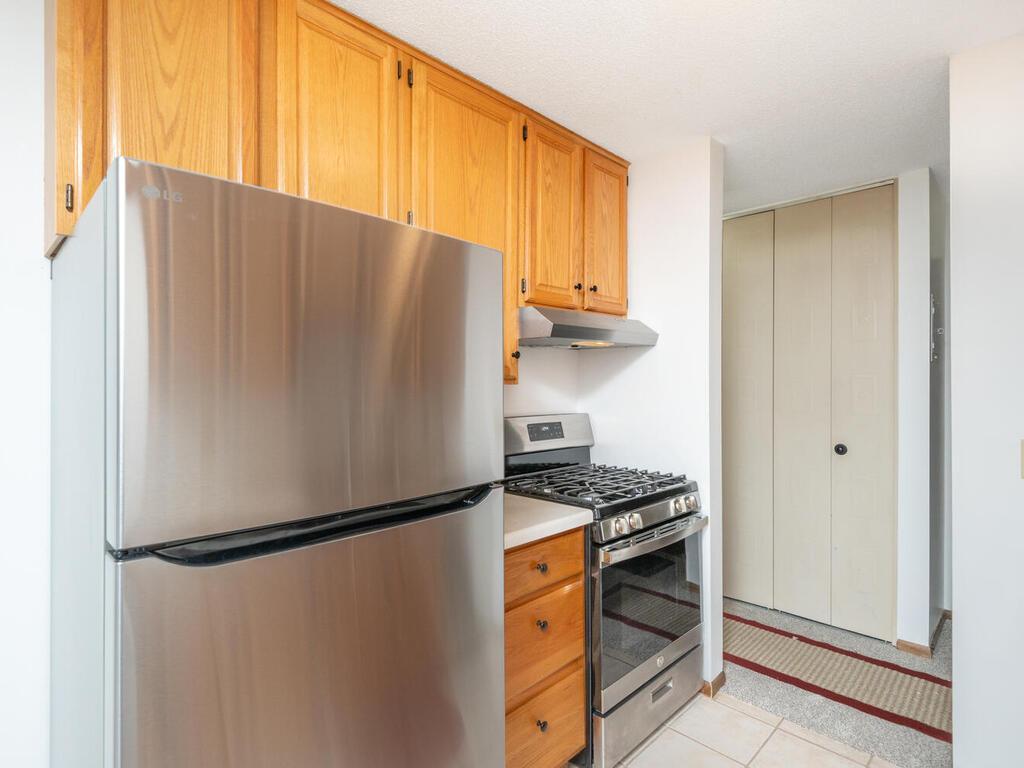 View of Residential at 4101 Parklawn Avenue #130, Edina MN 55435, Edina (12 of 30) - Mike Wilen | Minnesota Team Real Estate