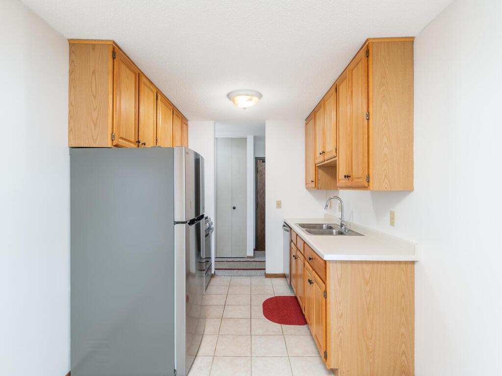 View of Residential at 4101 Parklawn Avenue #130, Edina MN 55435, Edina (10 of 30) - Mike Wilen | Minnesota Team Real Estate