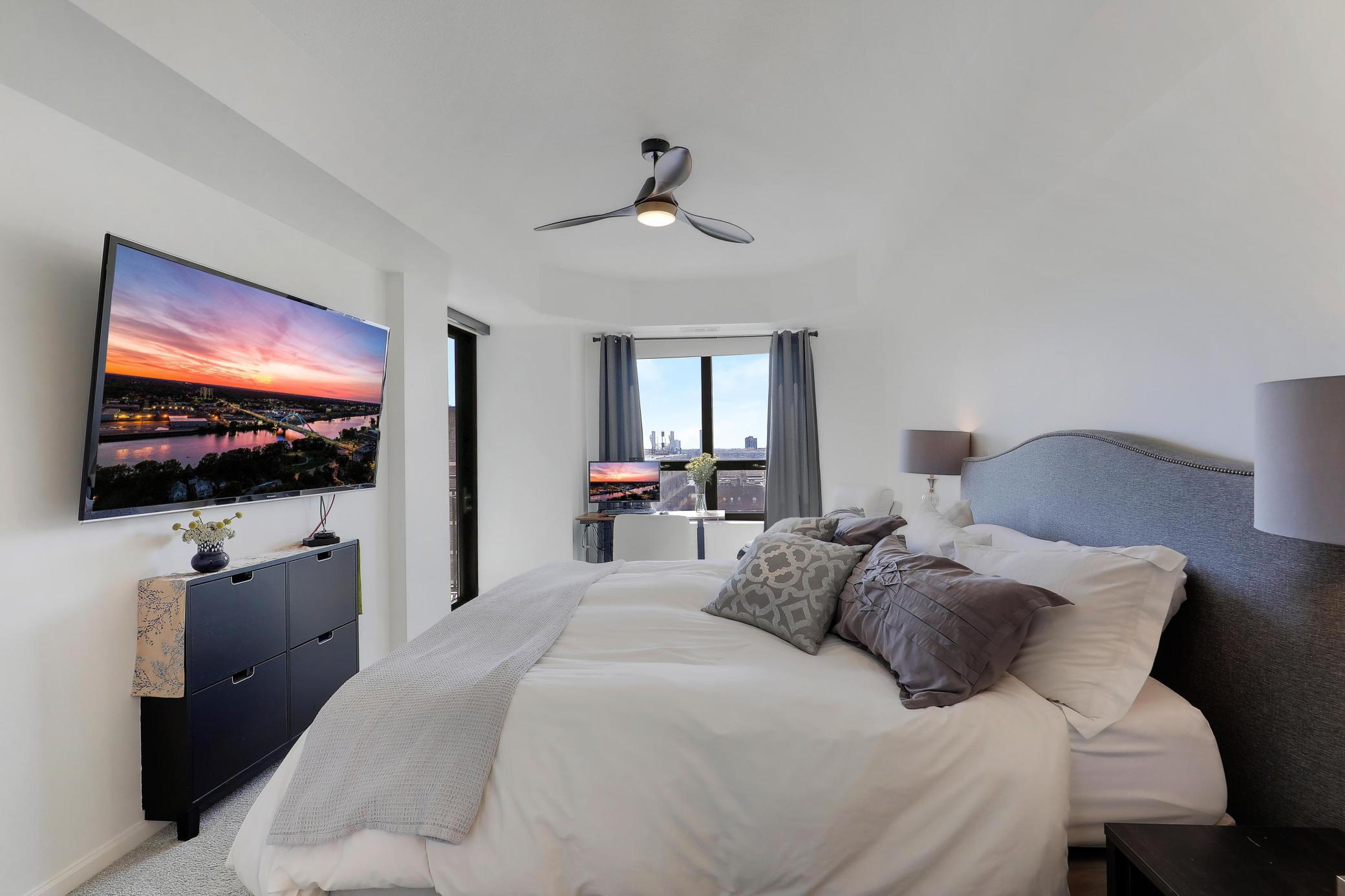 View of Residential at 500 Grant Street #707, Minneapolis MN 55404, Minneapolis (19 of 43) - Mike Wilen | Minnesota Team Real Estate