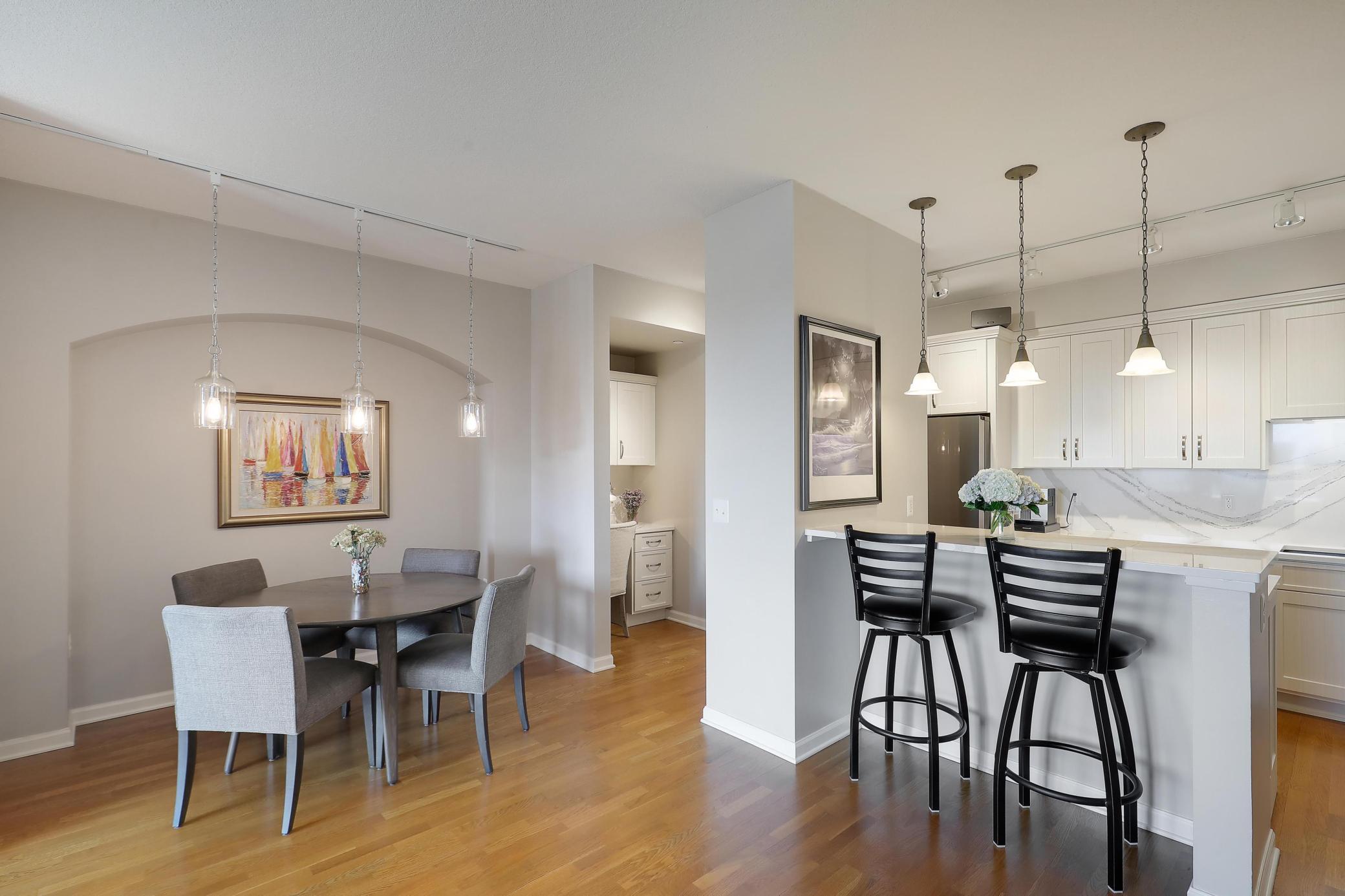 View of Residential at 500 Grant Street #707, Minneapolis MN 55404, Minneapolis (12 of 43) - Mike Wilen | Minnesota Team Real Estate