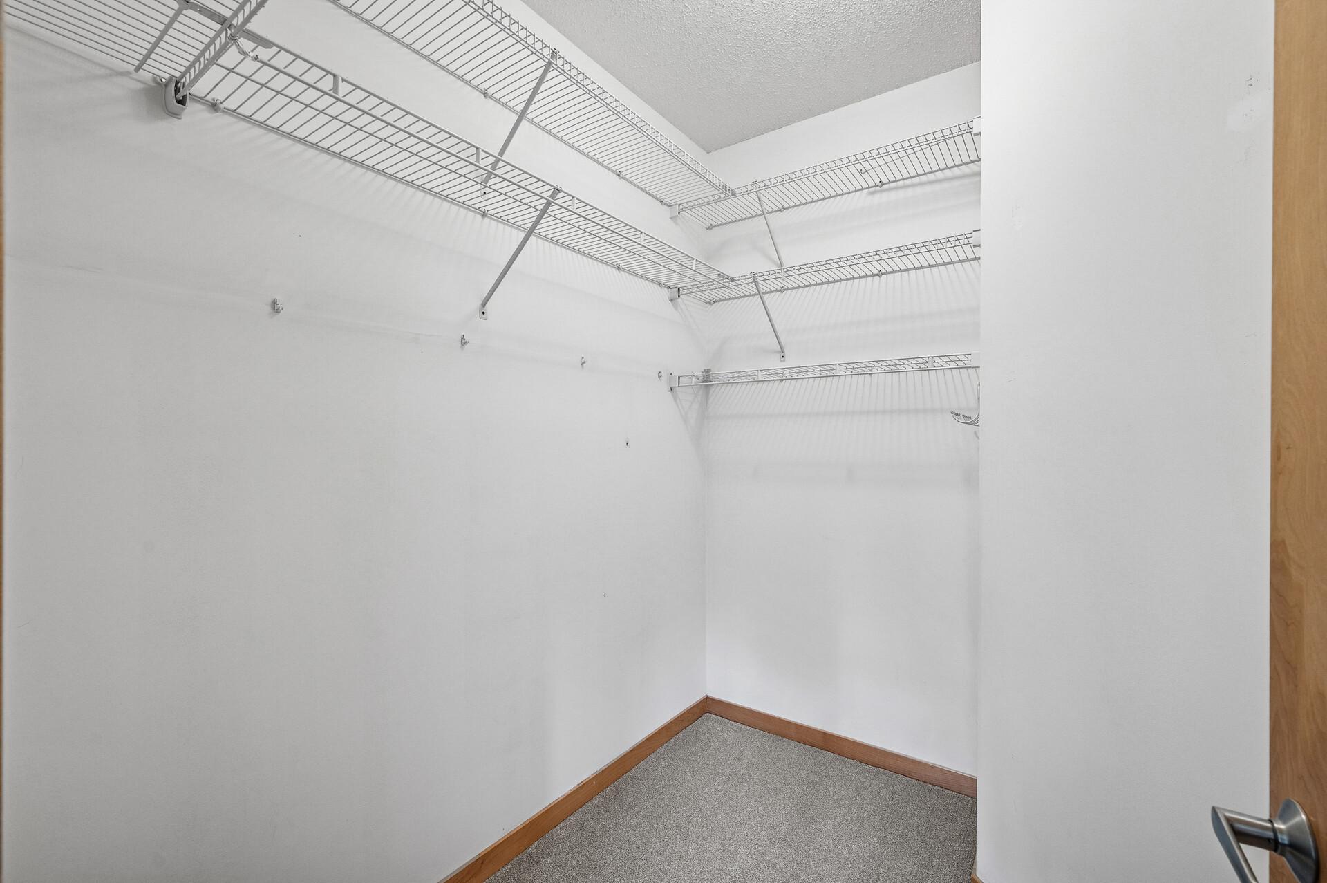 View of Residential at 820 Emerald Street #110, Saint Paul MN 55114, Saint Paul (17 of 29) - Mike Wilen | Minnesota Team Real Estate