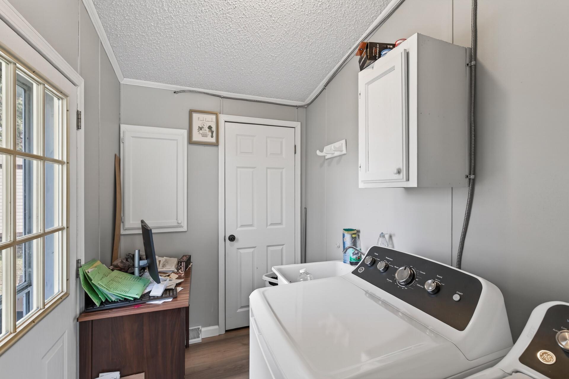 View of Residential at 2695 Alissa Lane, Maplewood MN 55119, Maplewood (21 of 26) - Mike Wilen | Minnesota Team Real Estate
