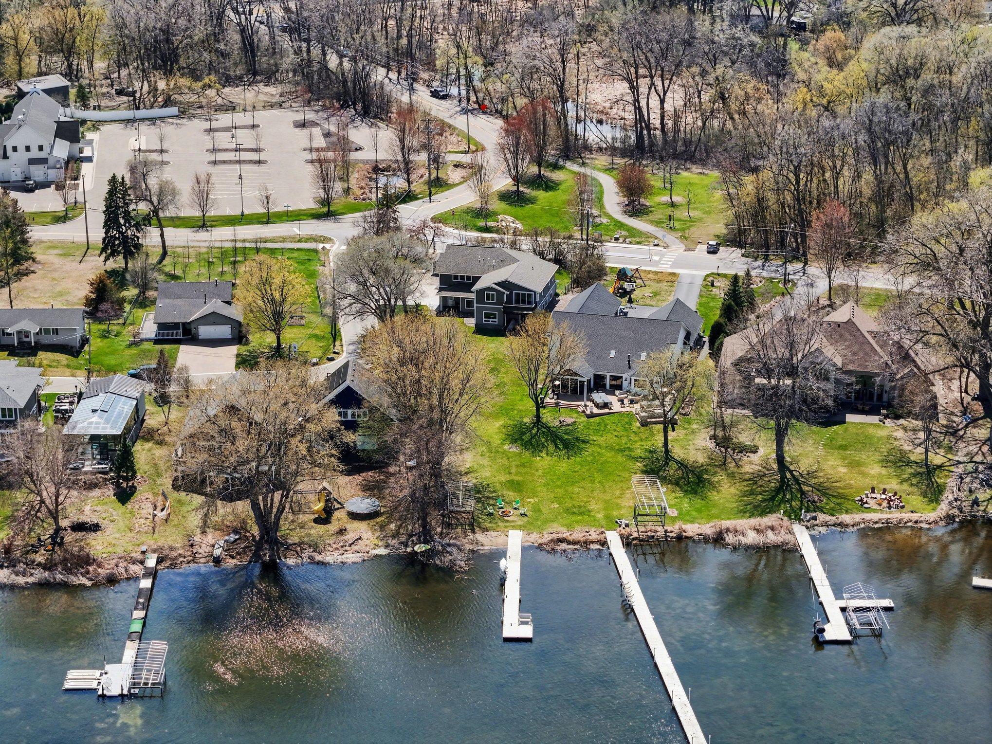 View of Residential at 100 Peninsula Road, Medicine Lake MN 55441, Medicine Lake (52 of 60) - Mike Wilen | Minnesota Team Real Estate