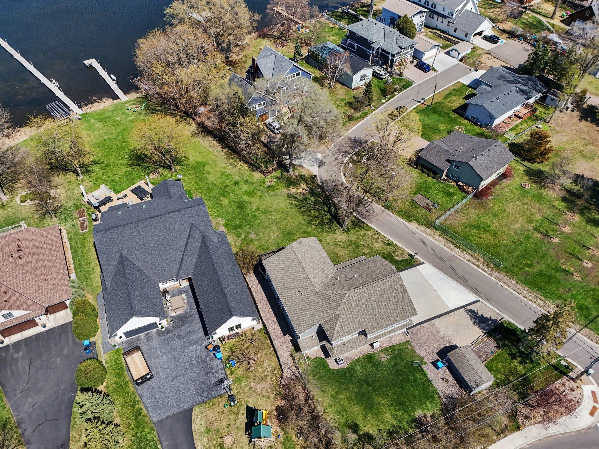 View of Residential at 100 Peninsula Road, Medicine Lake MN 55441, Medicine Lake (51 of 60) - Mike Wilen | Minnesota Team Real Estate